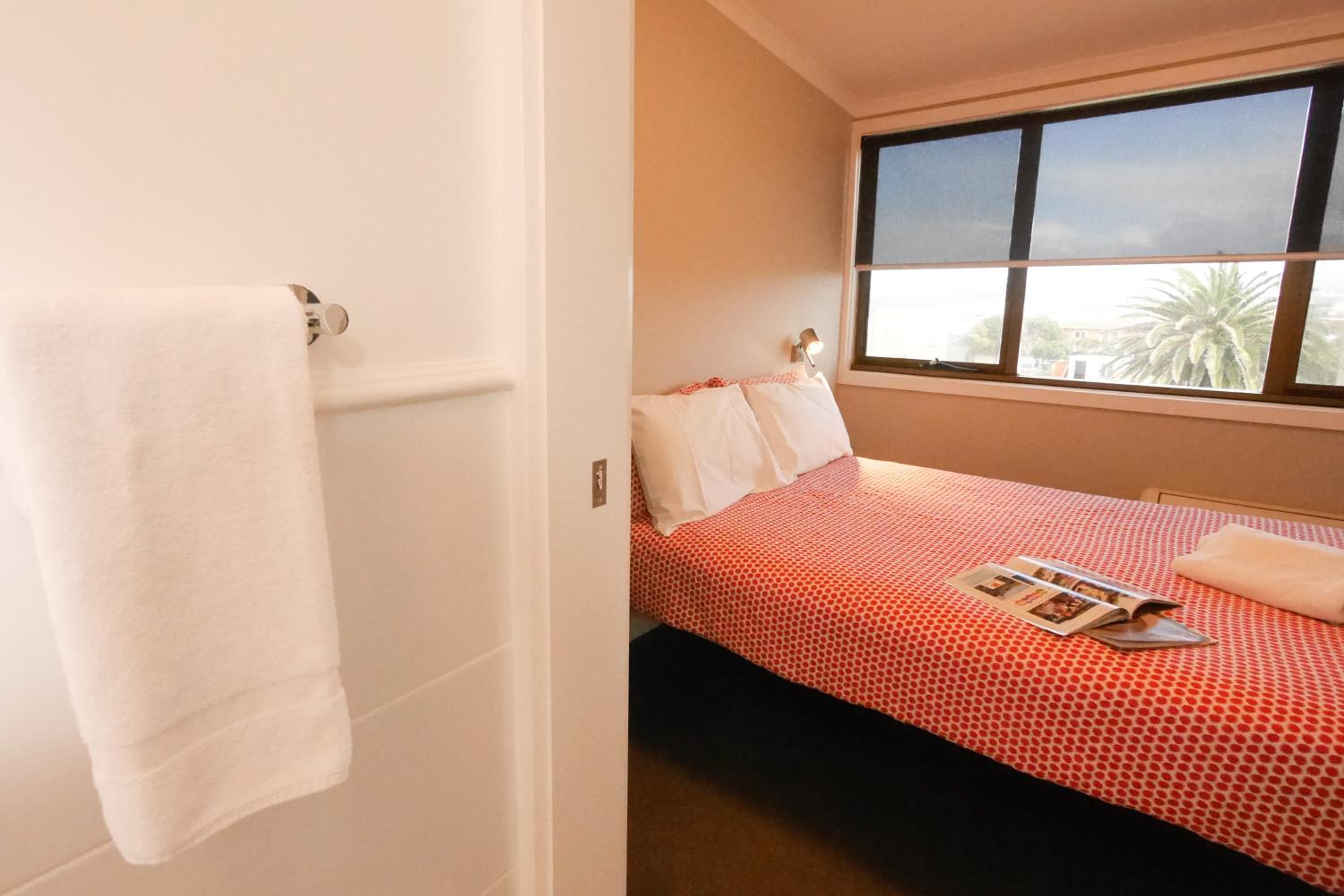 YHA Port Elliot Beach House