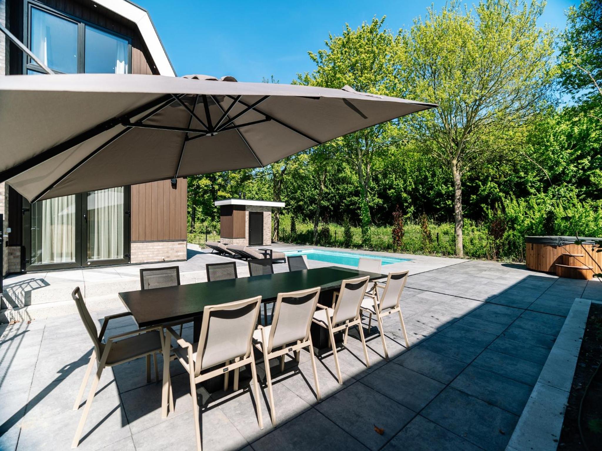 Stay with Private Pool & Hot Tub