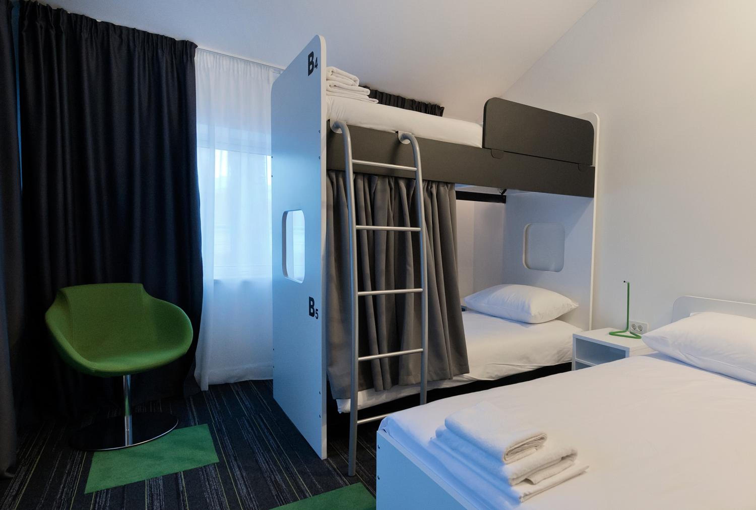 Hostel 365 For U