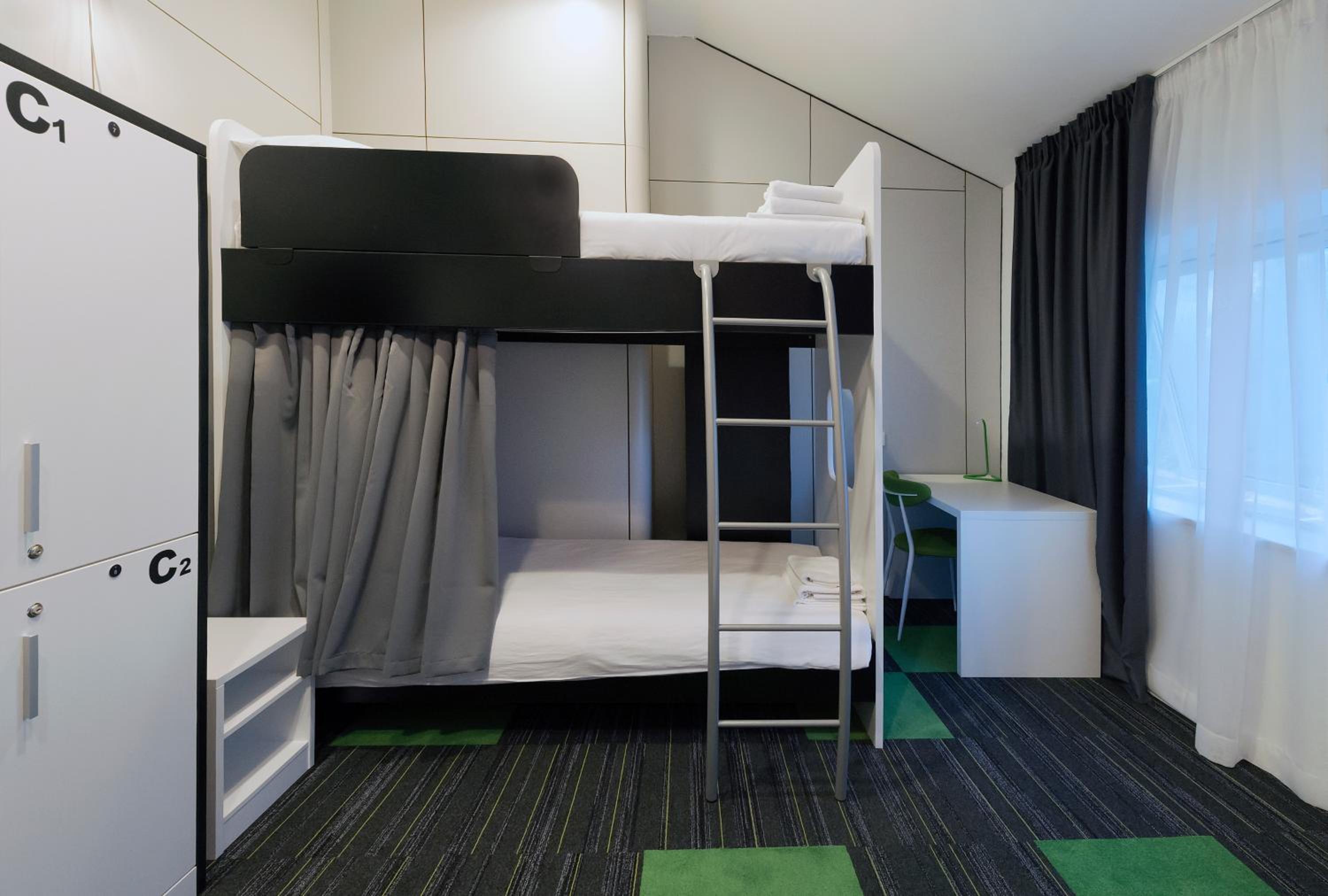 Hostel 365 For U