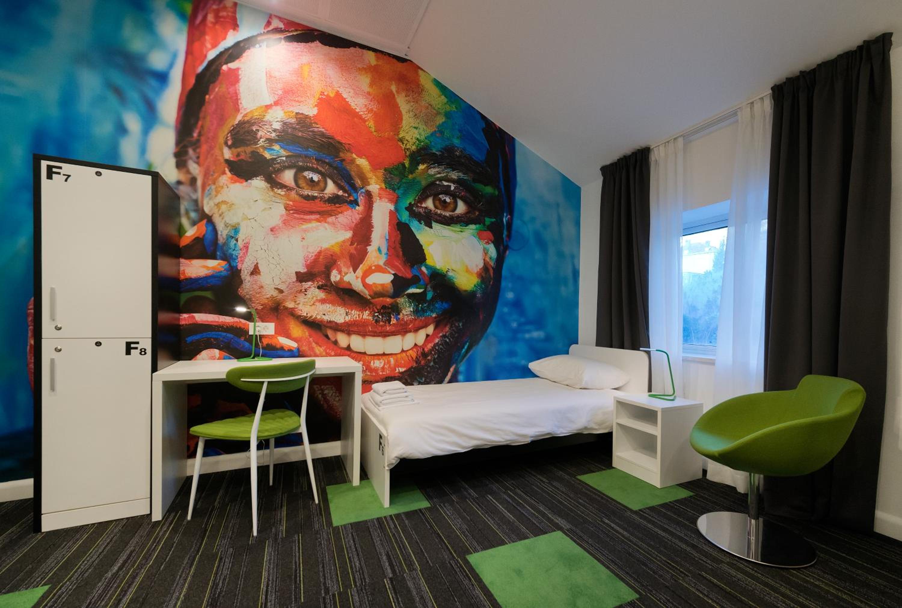 Hostel 365 For U