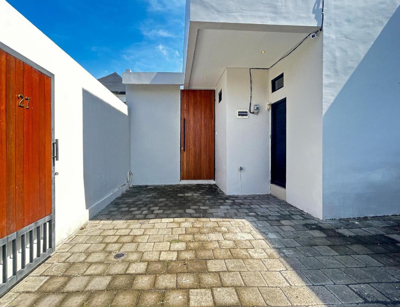 White Olive Villa Sanur