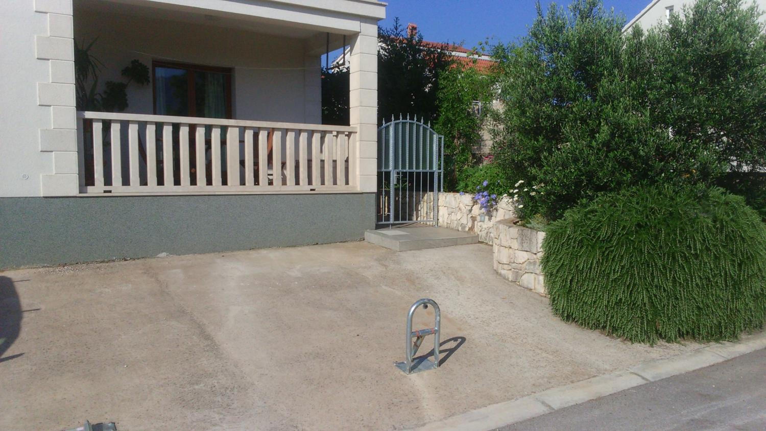 Apartments Iris photo 4
