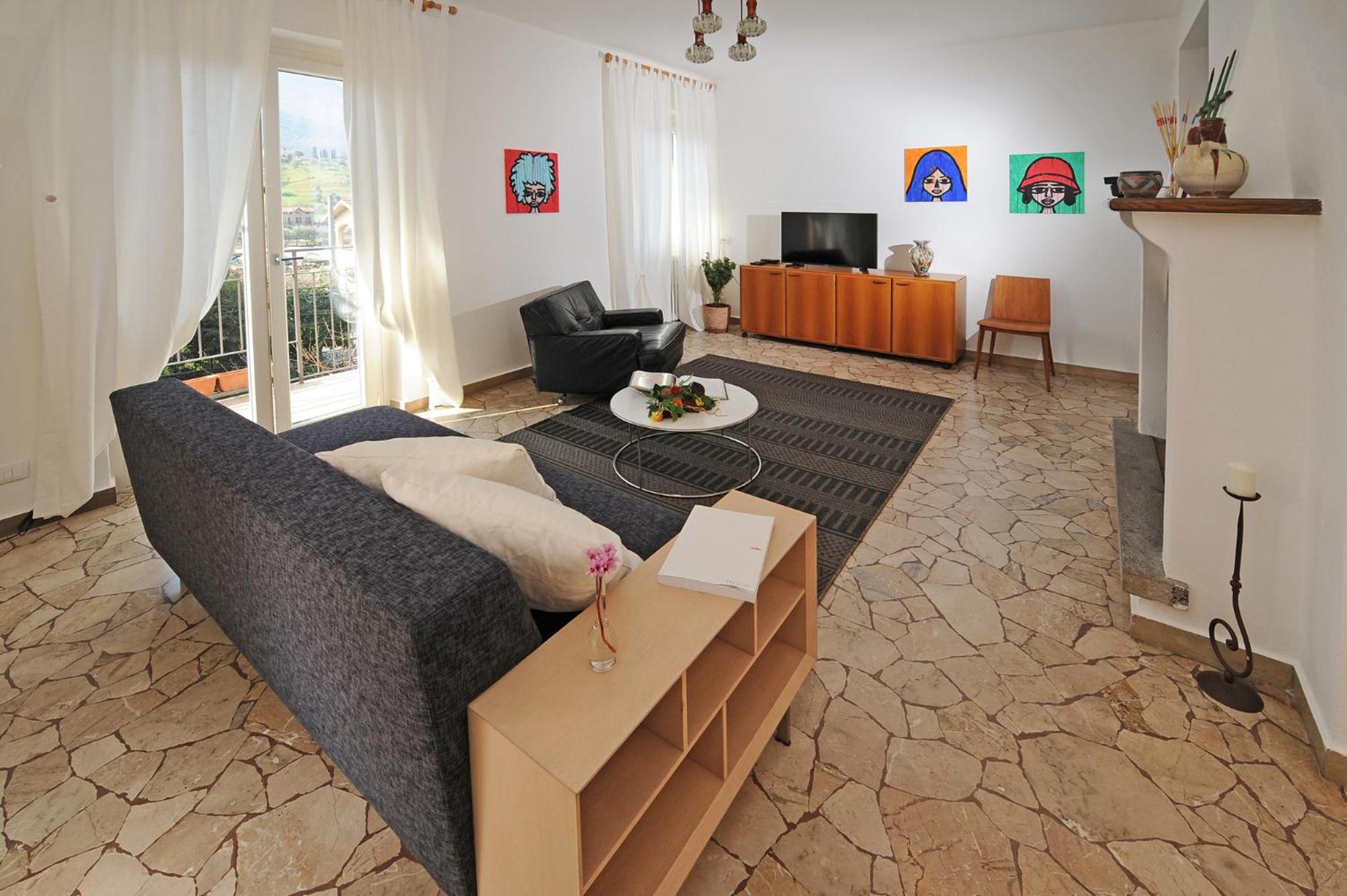 Vitali Apartments Bellagio view 4