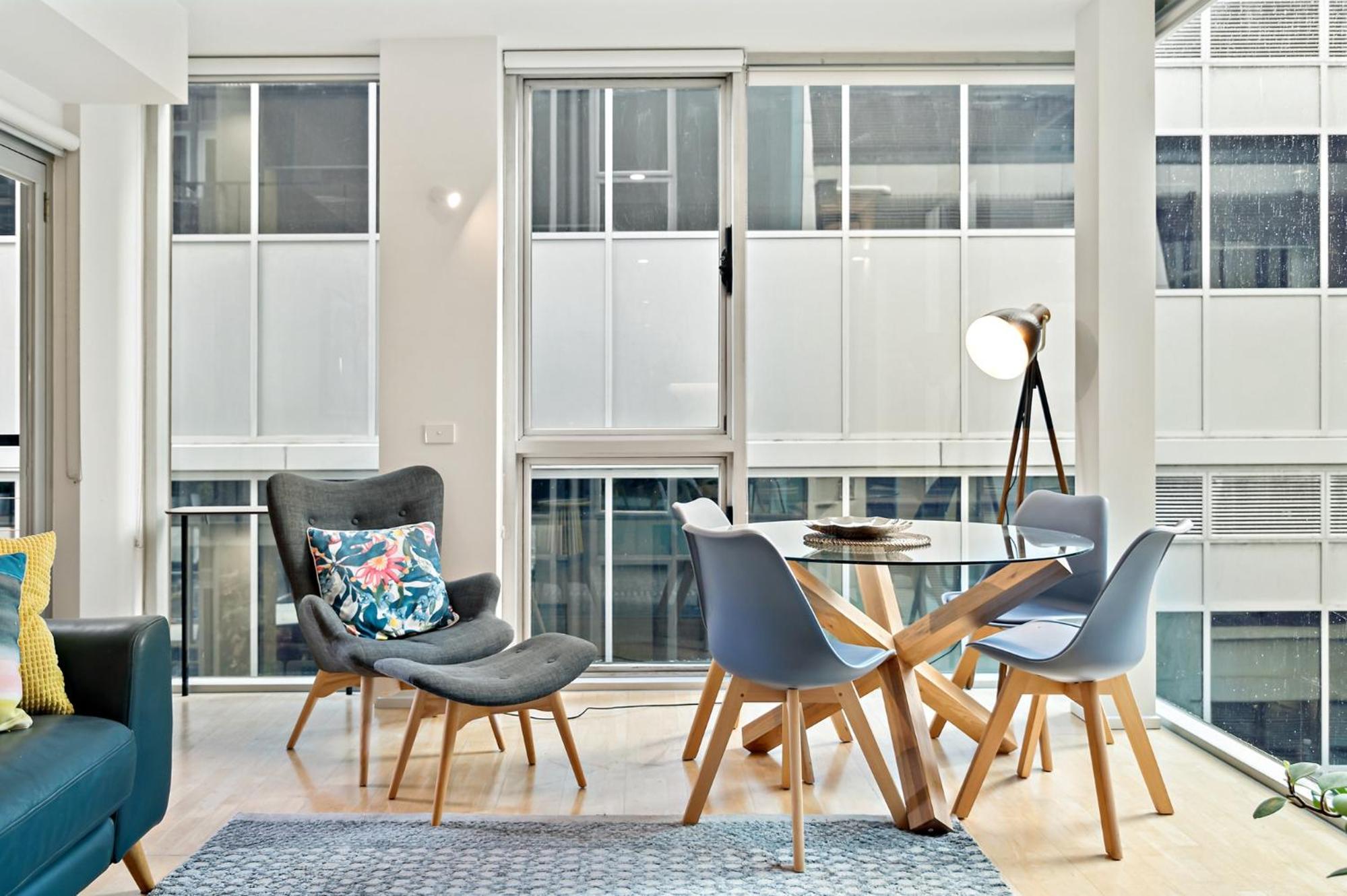 Modern renovated apartment in Melbourne CBD