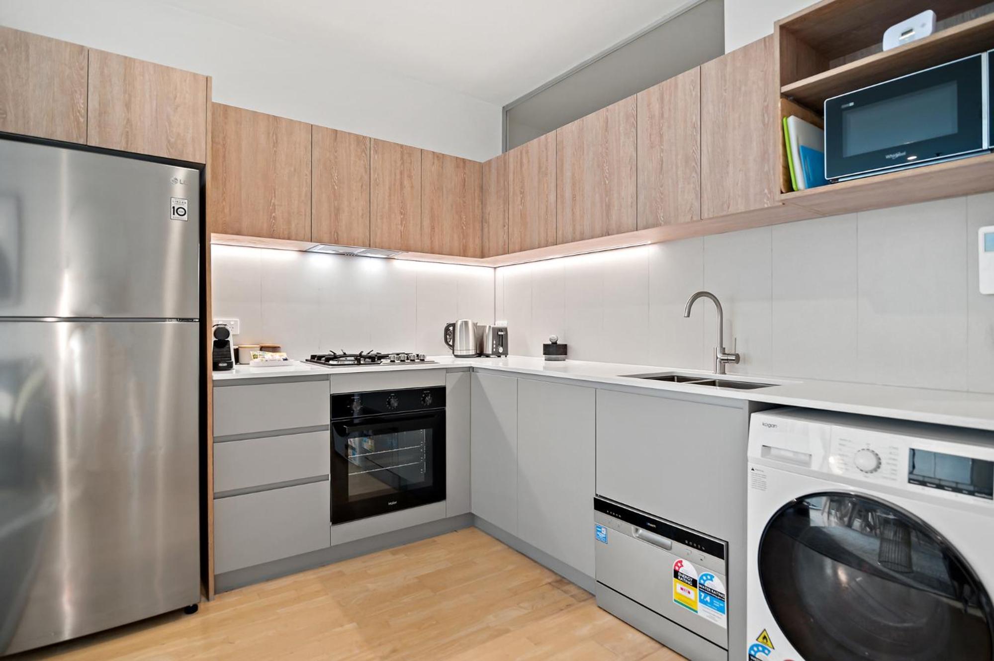 Modern renovated apartment in Melbourne CBD