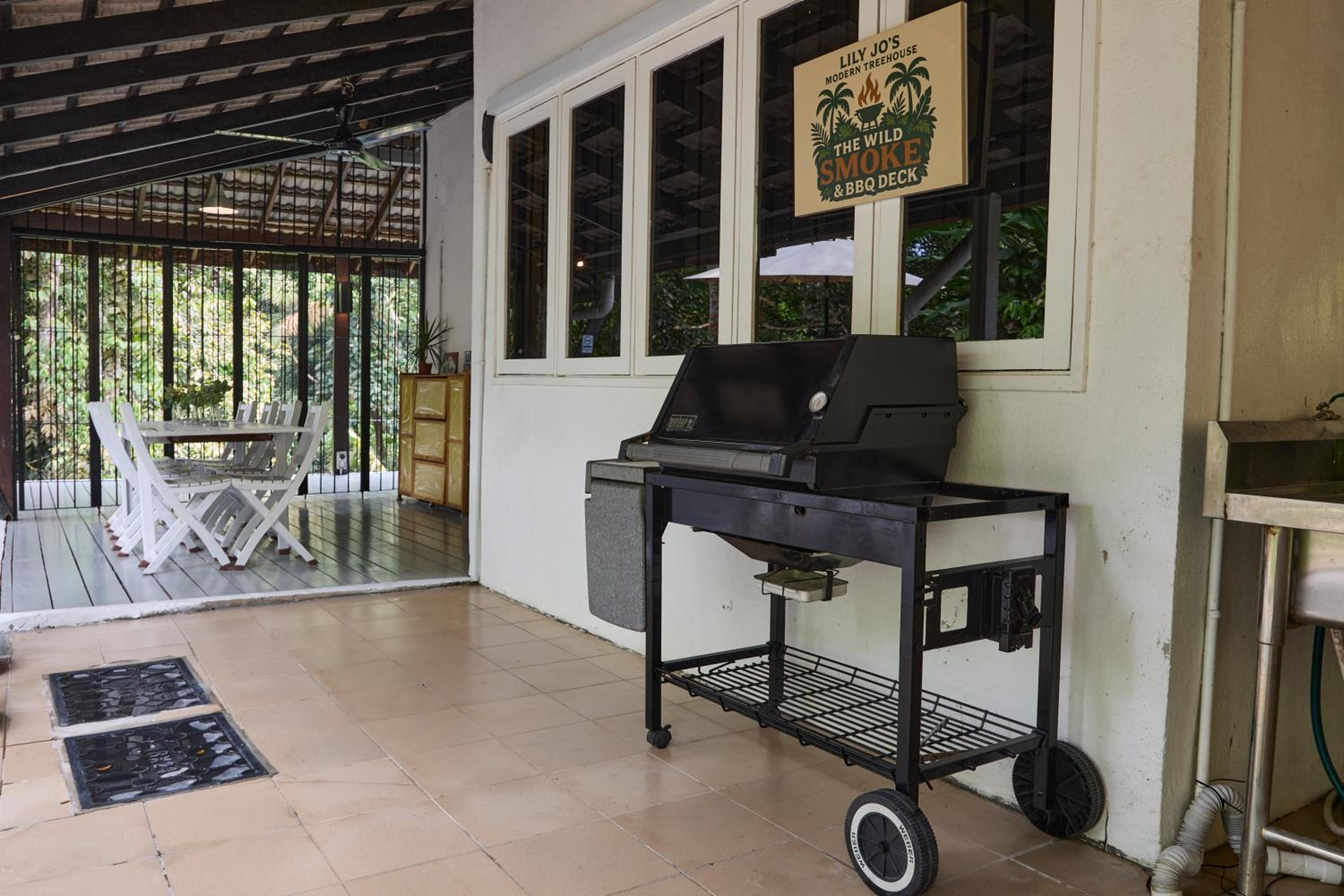 LilyJoe Treehouse Serendah