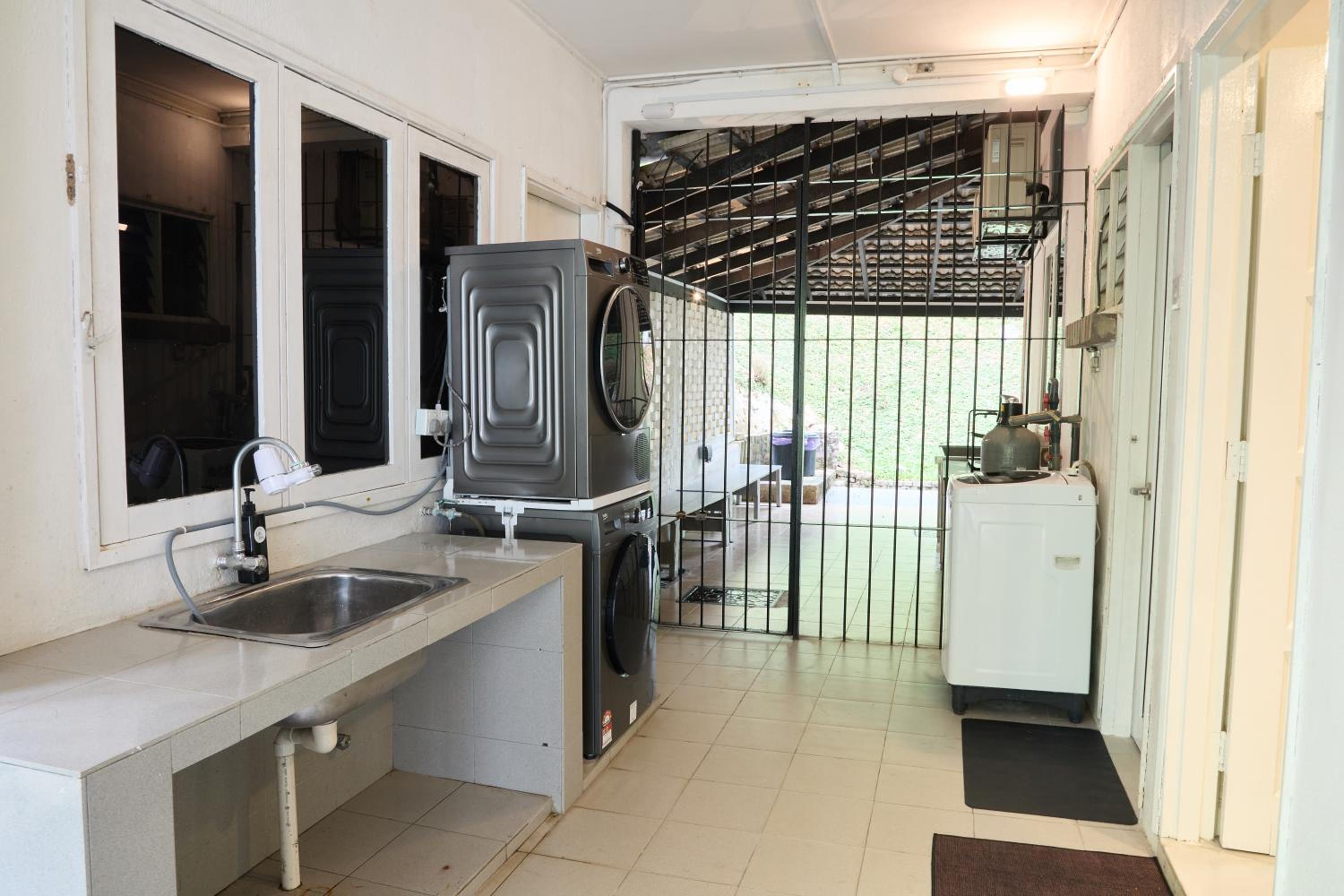 LilyJoe Treehouse Serendah