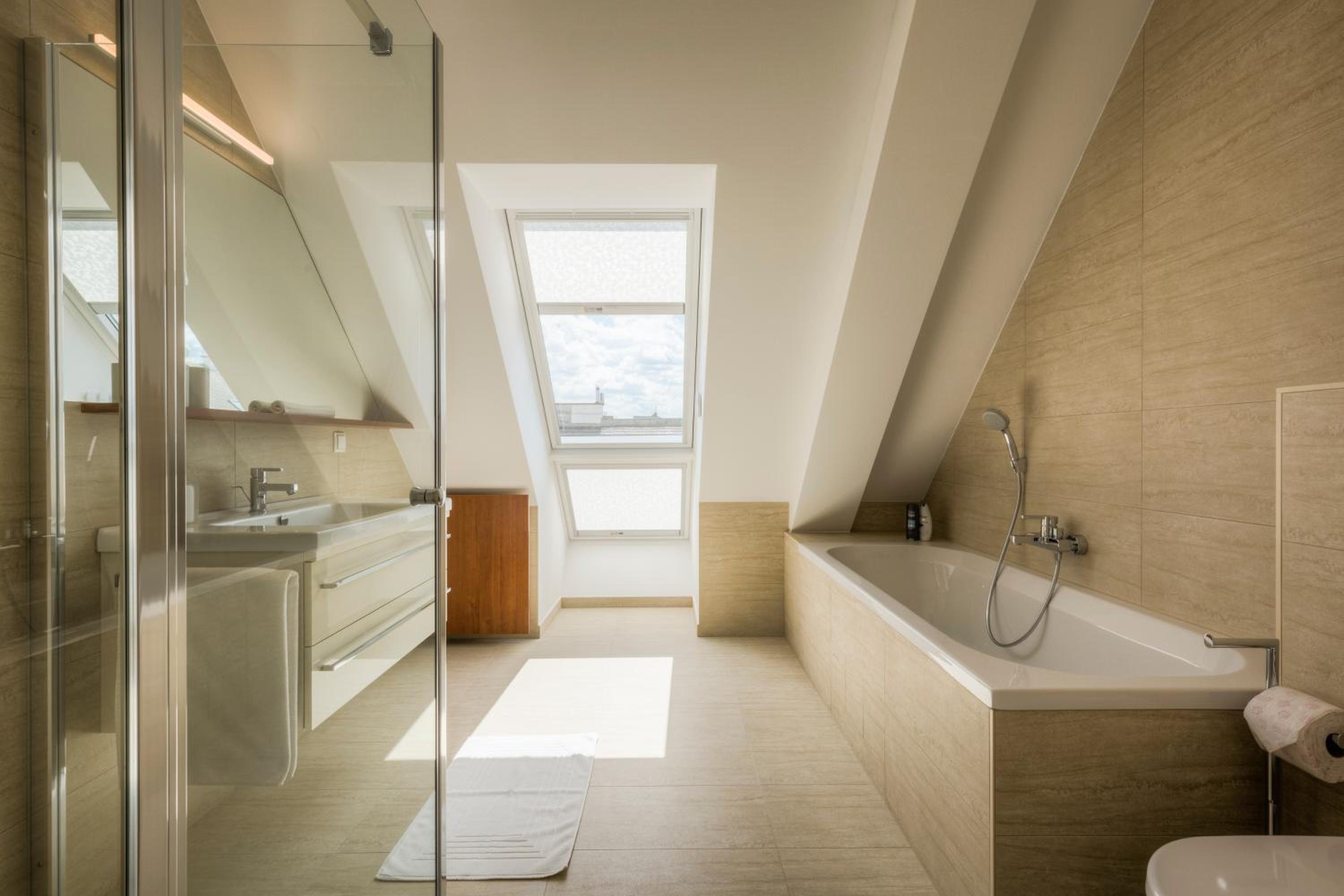 Vienna Grand Apartments City