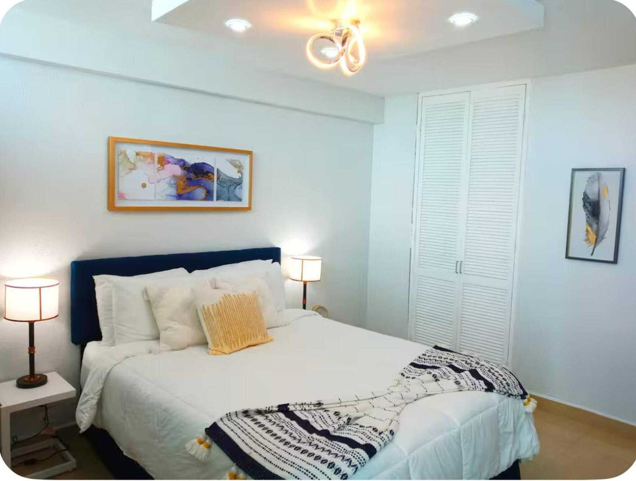 Isla Verde Beachfront Retreat with parking