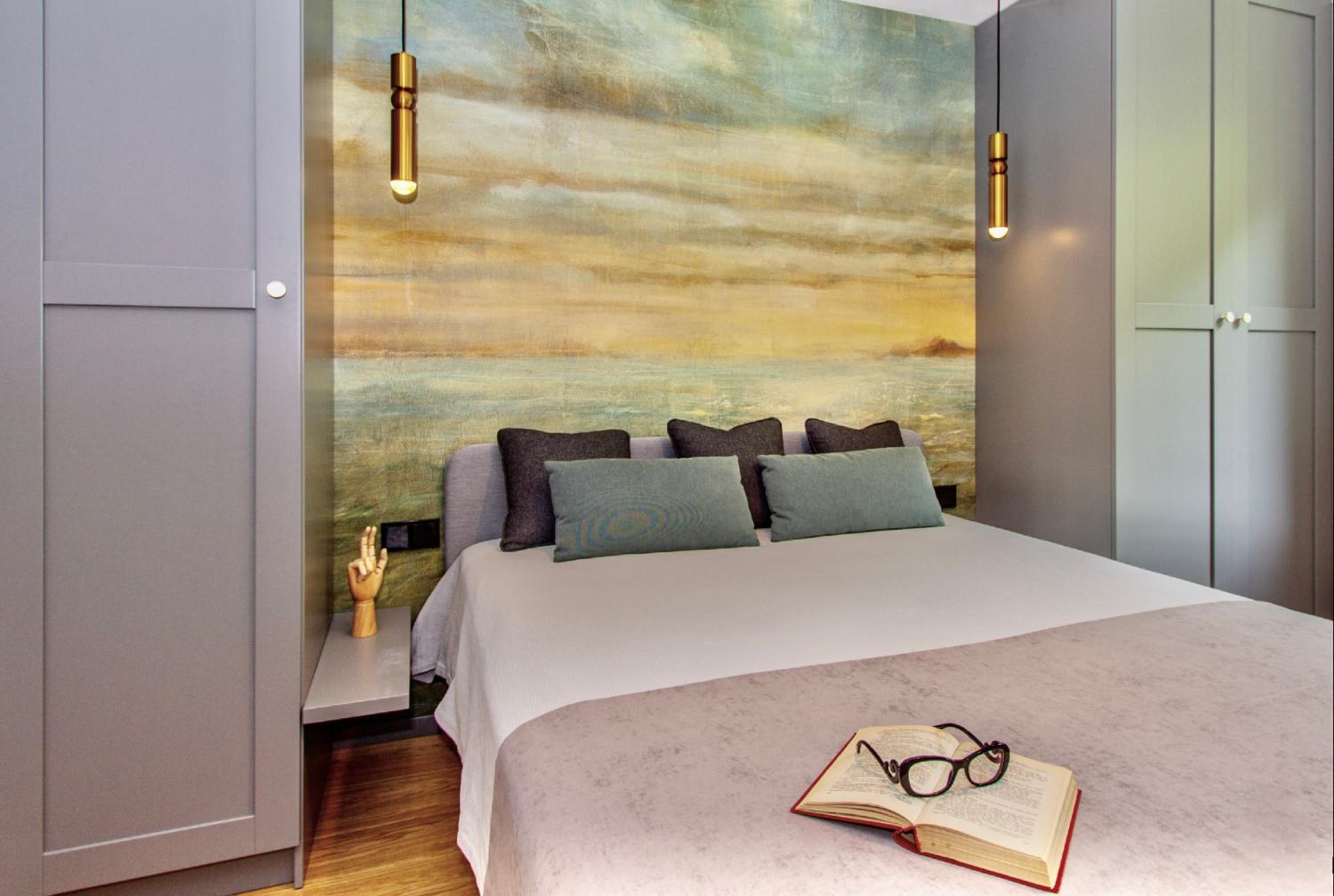 Premium Seaside Escape with Forest View and Free Parking