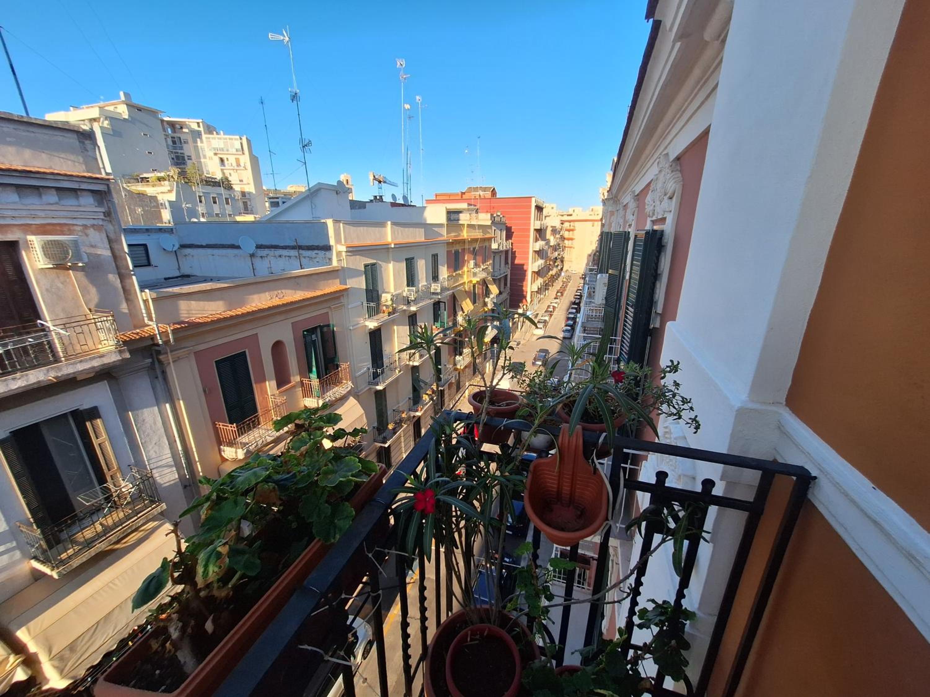 Bari via Tanzi 27 Bari