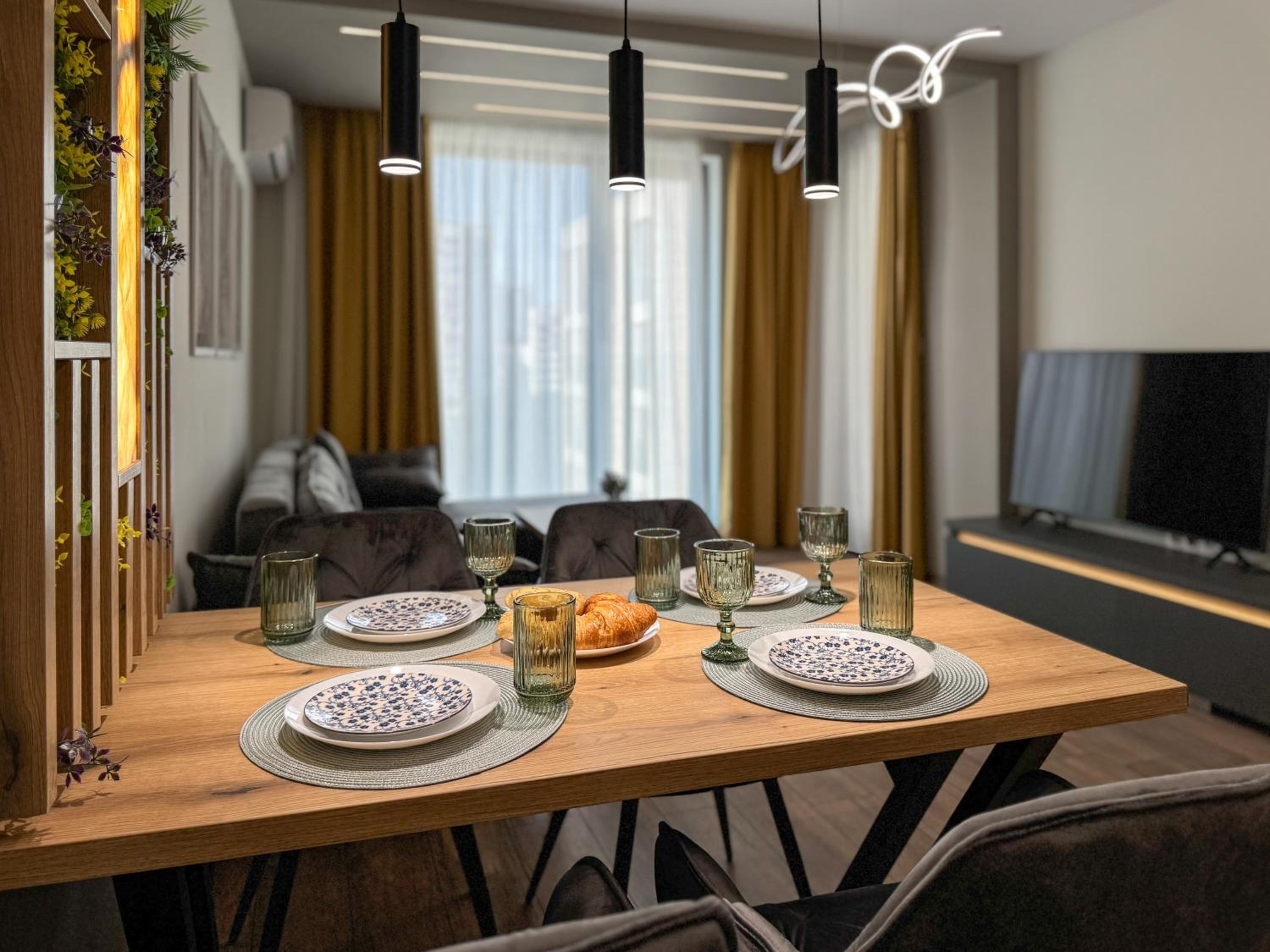 Six StarS 1BR Modern Apartment 6 mins to Centre