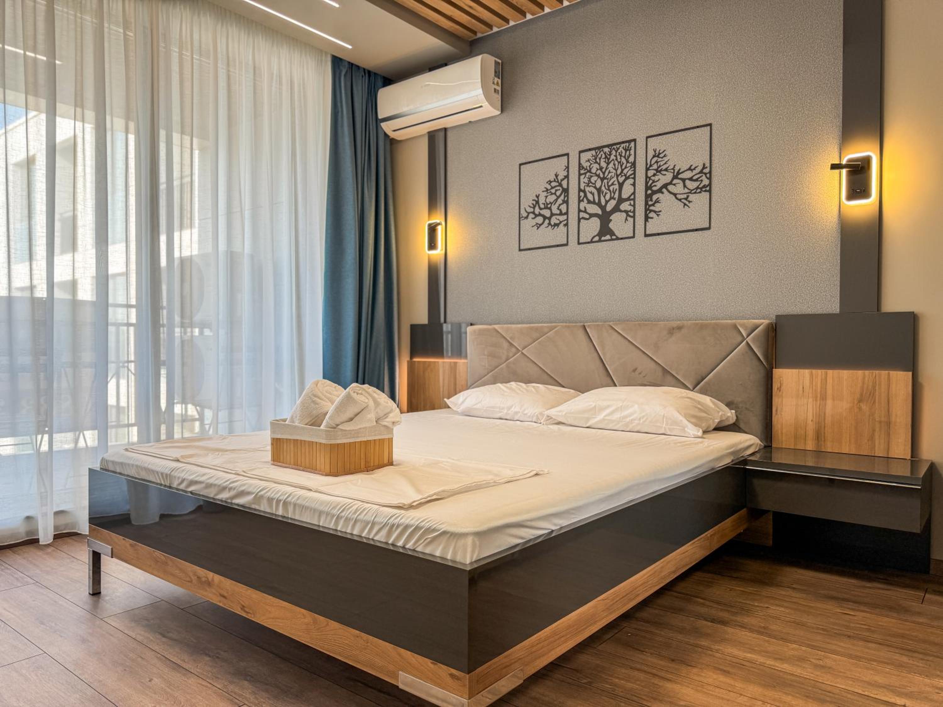 Six StarS 1BR Modern Apartment 6 mins to Centre