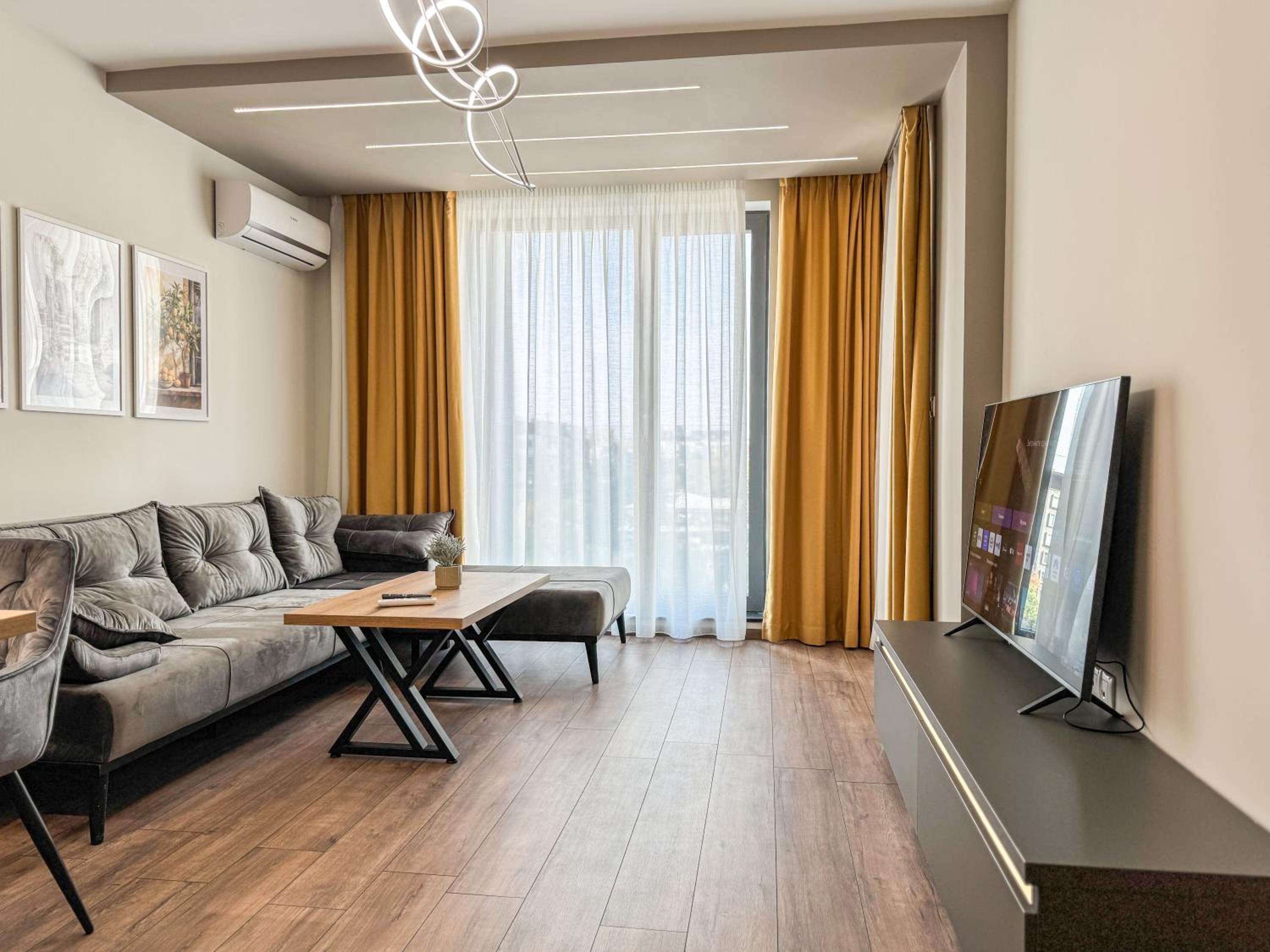 Six StarS 1BR Modern Apartment 6 mins to Centre