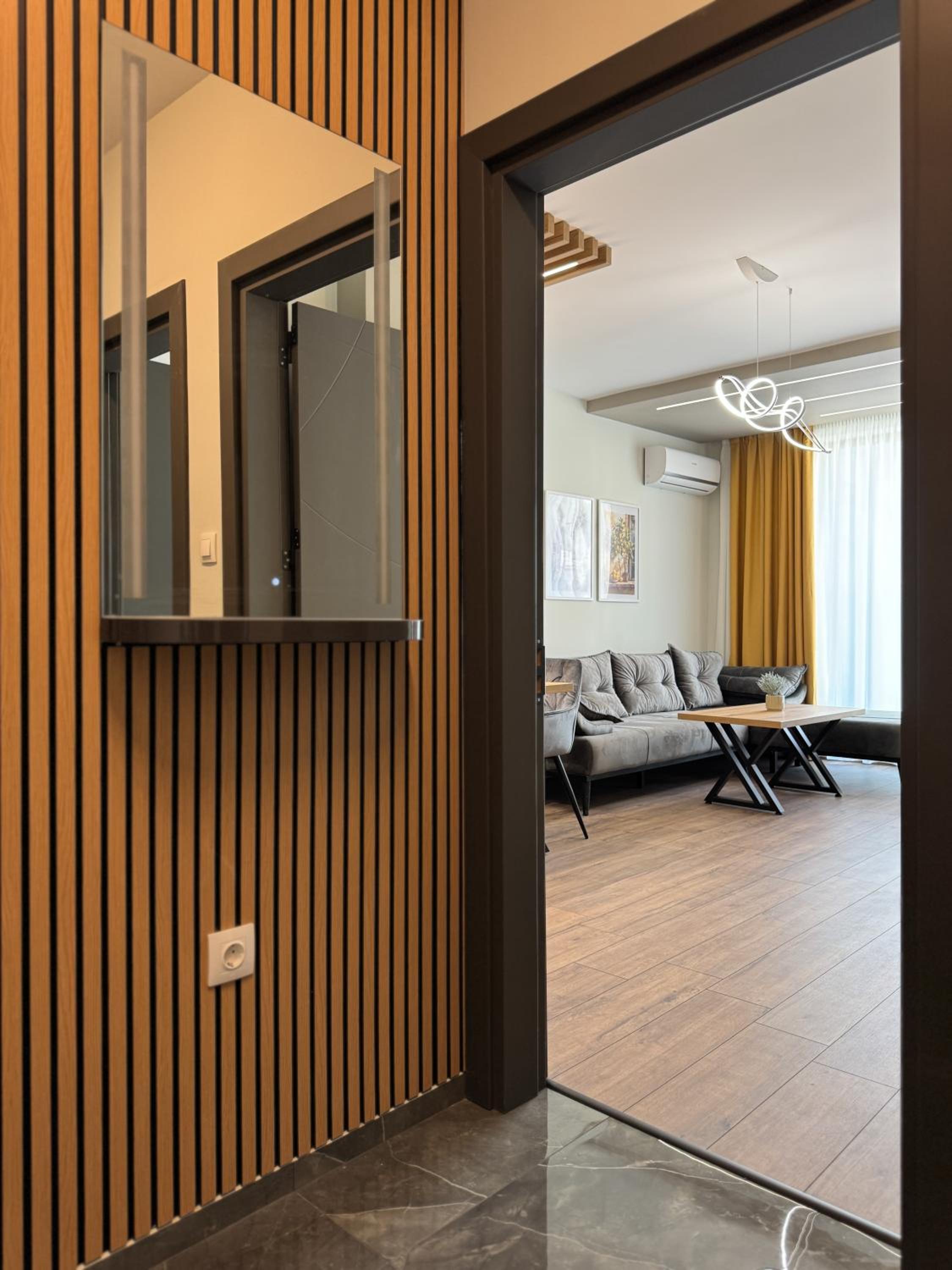 Six StarS 1BR Modern Apartment 6 mins to Centre