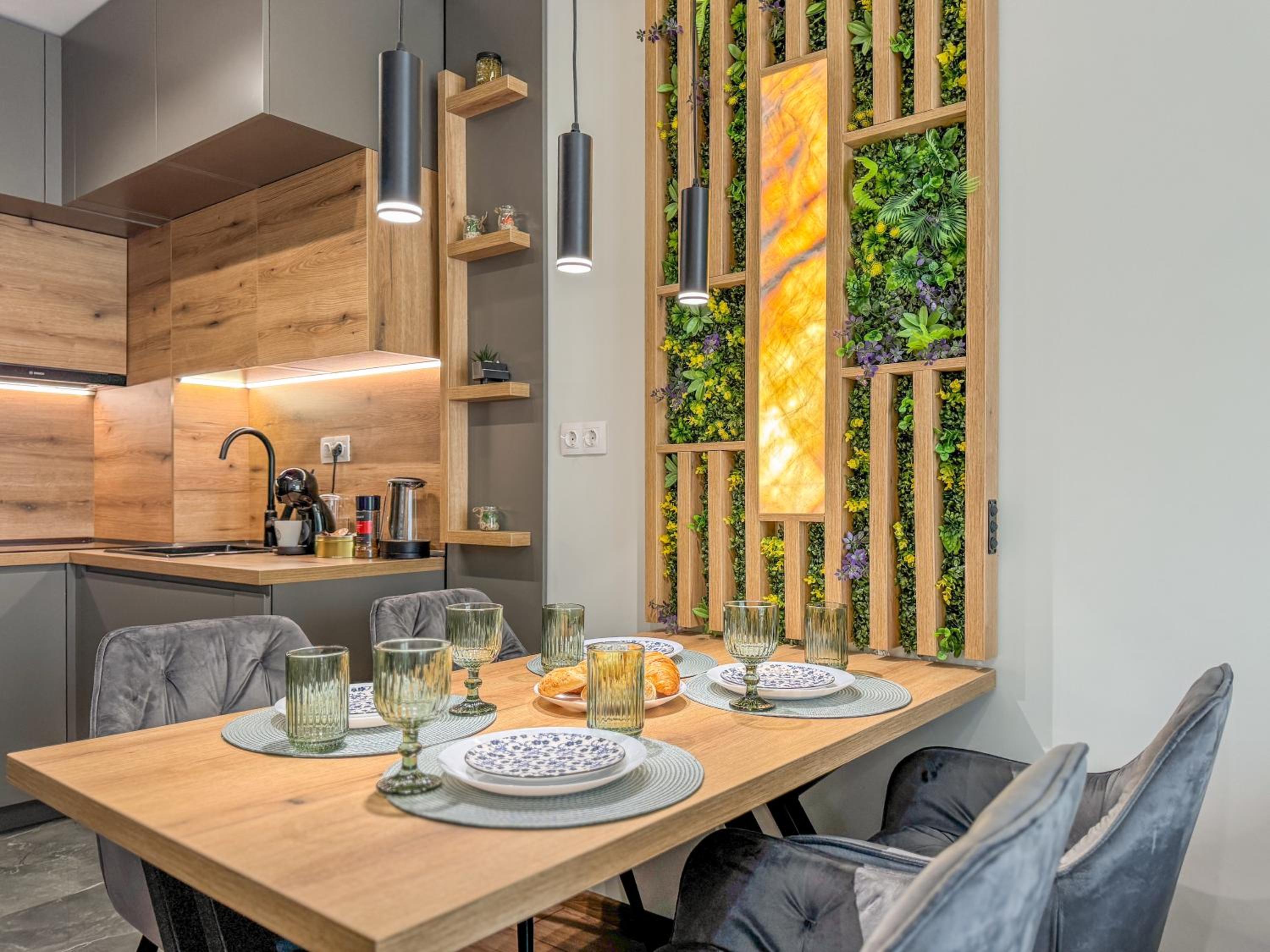 Six StarS 1BR Modern Apartment 6 mins to Centre