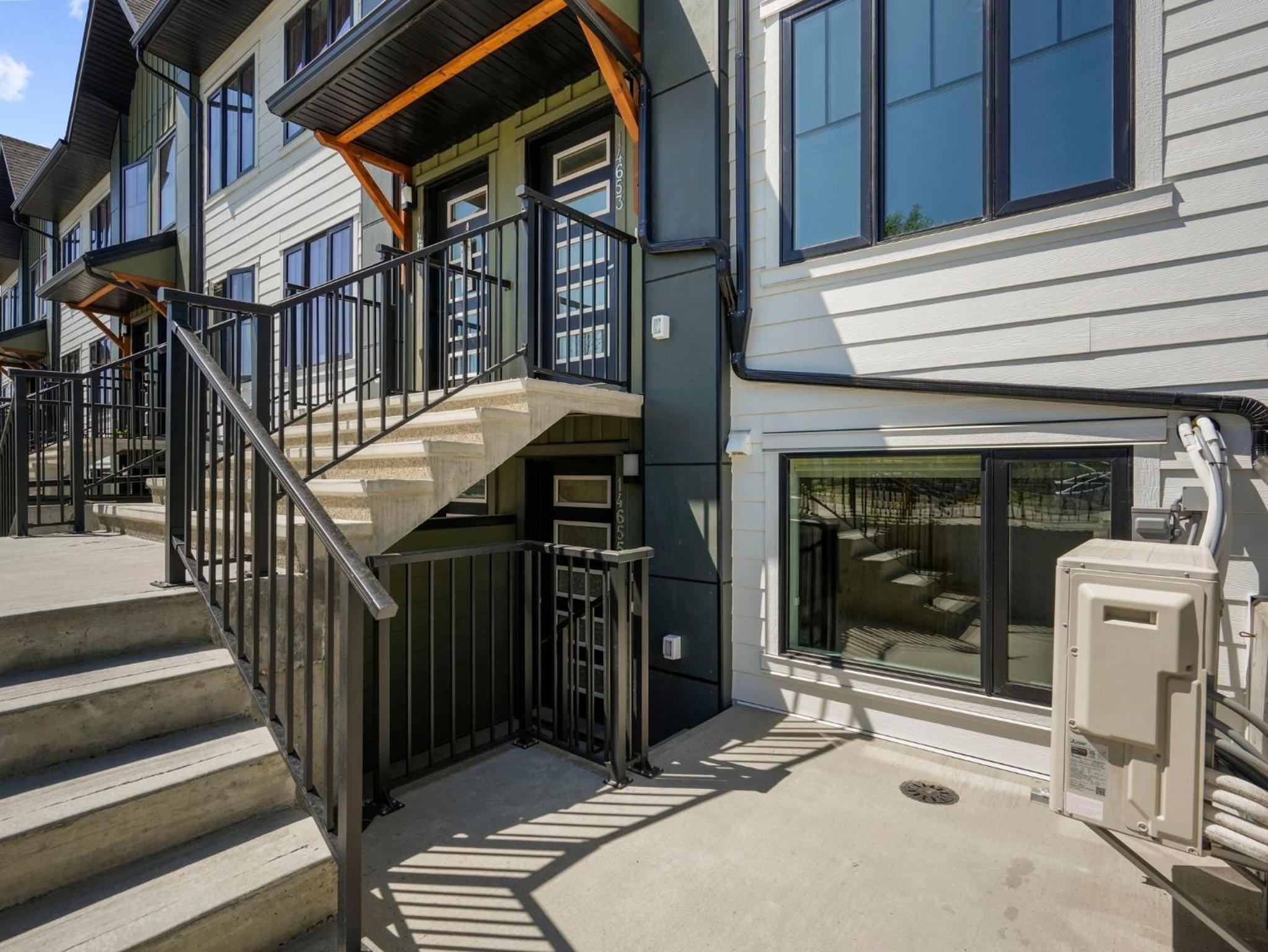 Exquisite 1-Bdr Condo Apt