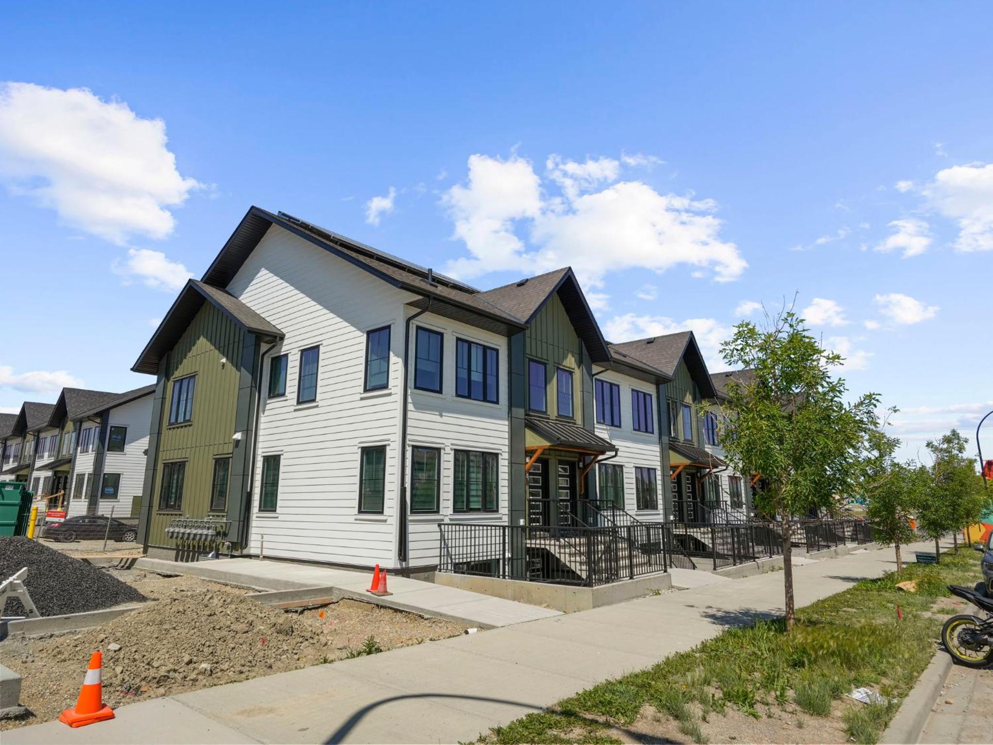 Exquisite 1-Bdr Condo Apt