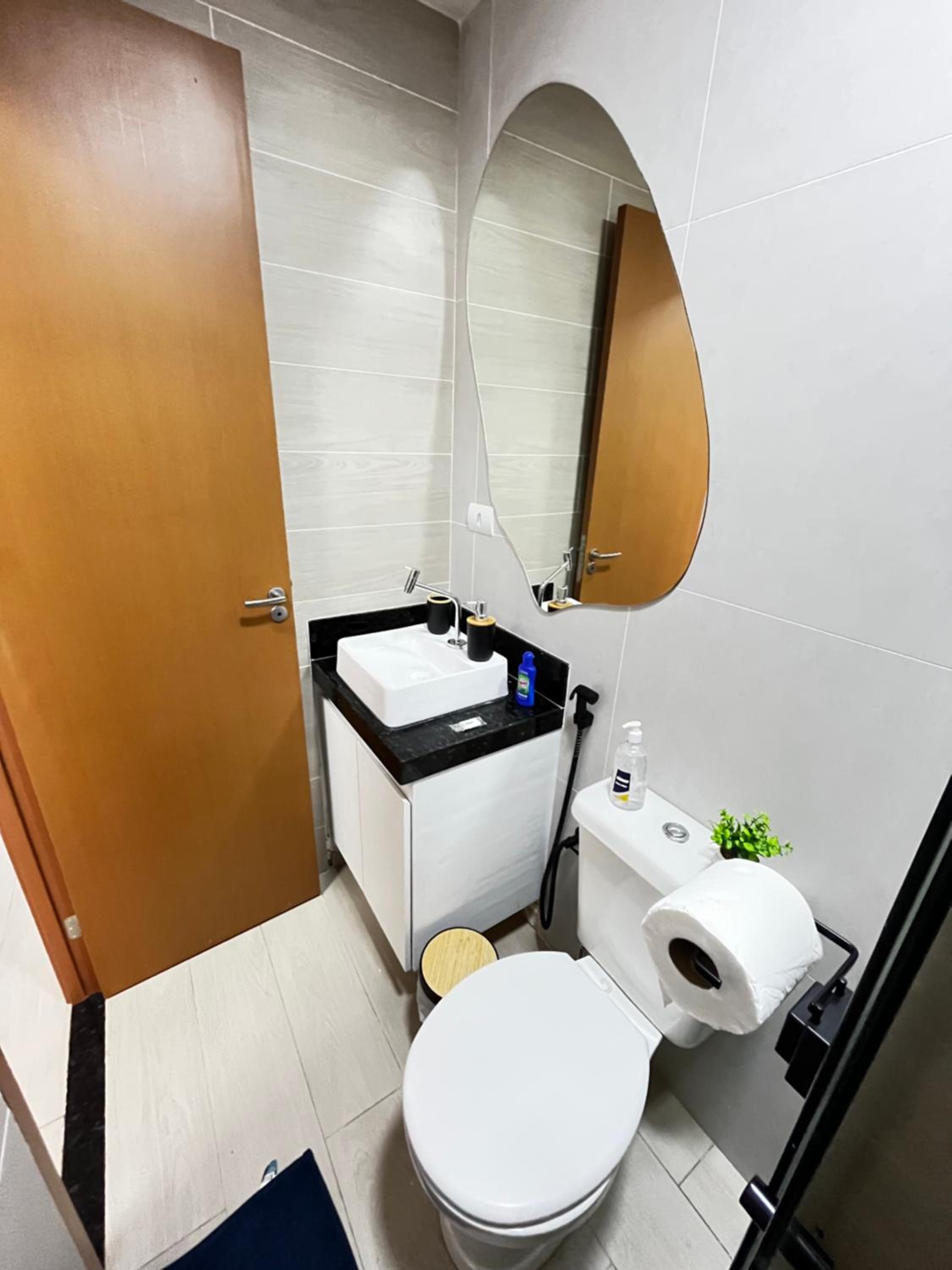 Flat com Hidromassagem Privativa e Piscina no Rooftop no Centro de Porto