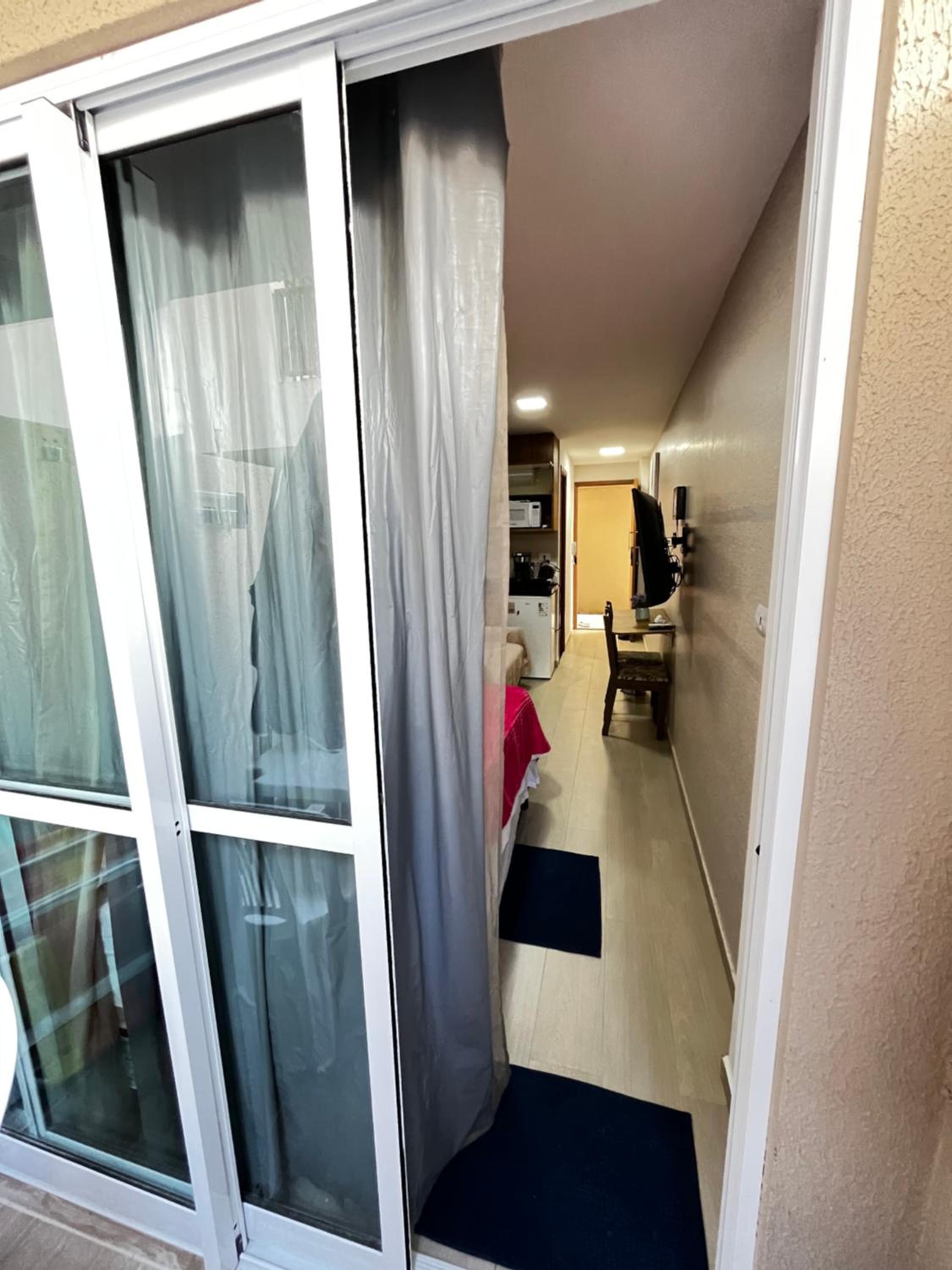 Flat com Hidromassagem Privativa e Piscina no Rooftop no Centro de Porto