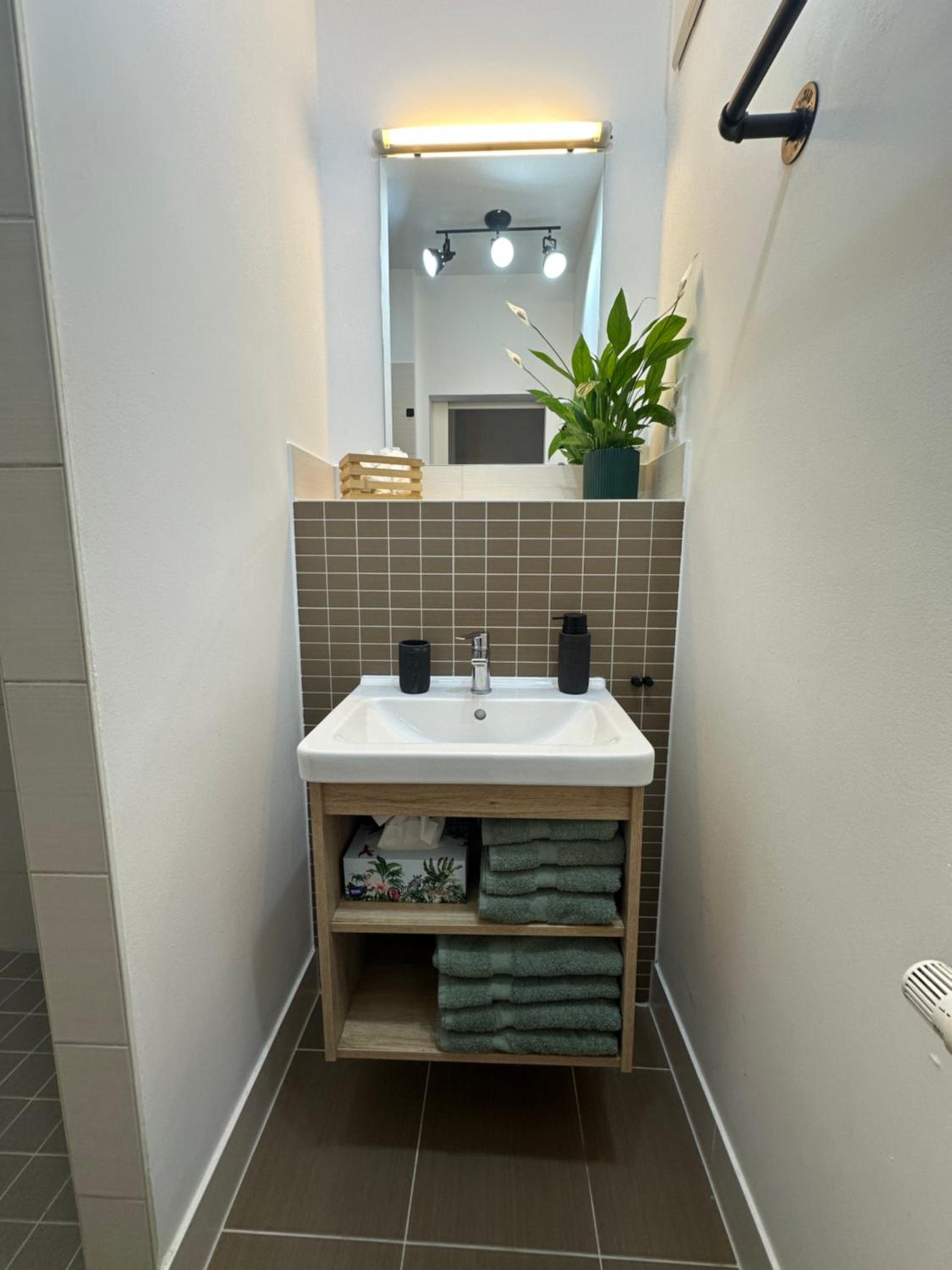 Fewo Zoe - Zentrale CityWohnung - 2 Schlafzimmer - 4 Betten - Küche - Ideal für Familien