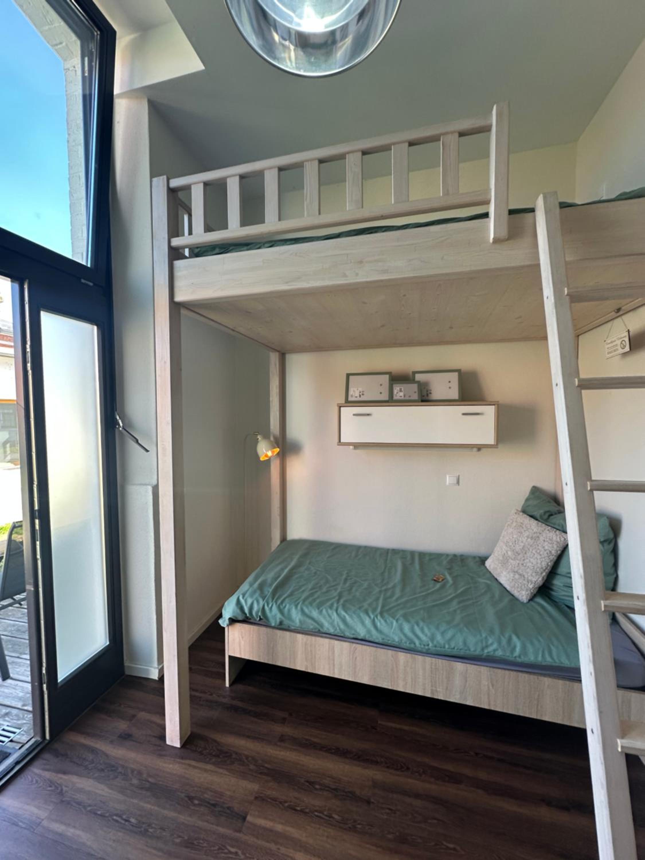 Fewo Zoe - Zentrale CityWohnung - 2 Schlafzimmer - 4 Betten - Küche - Ideal für Familien
