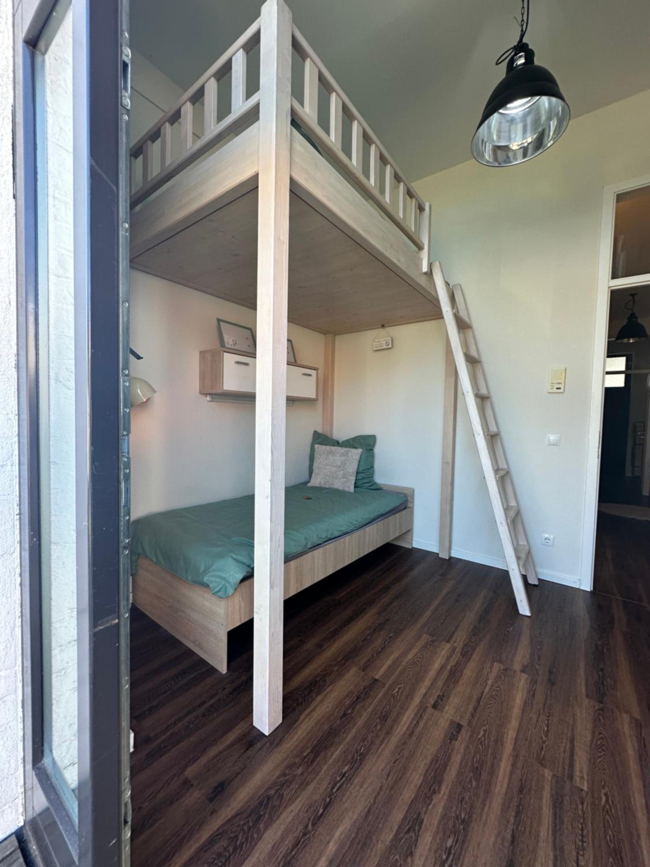 Fewo Zoe - Zentrale CityWohnung - 2 Schlafzimmer - 4 Betten - Küche - Ideal für Familien