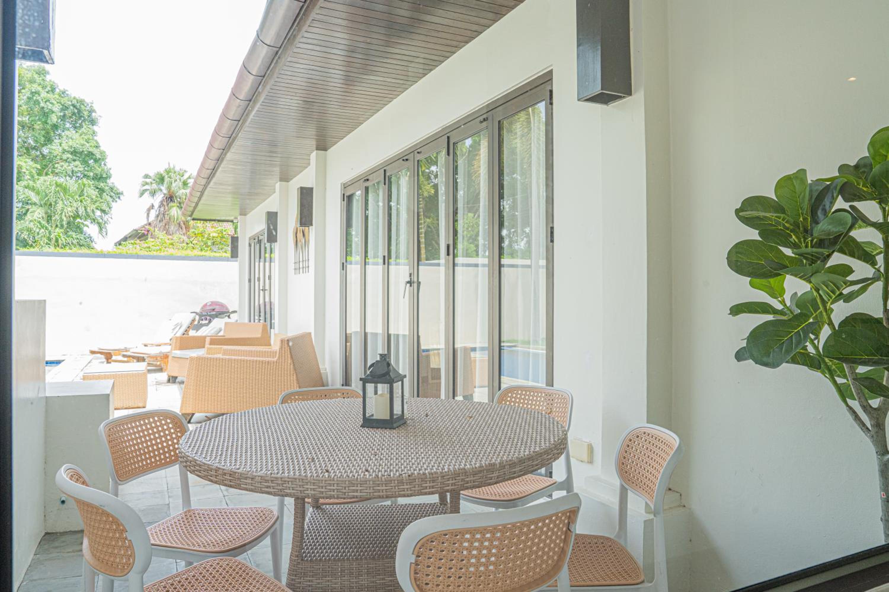 Rawai - Luxury 2 bedroom Private Pool Villa