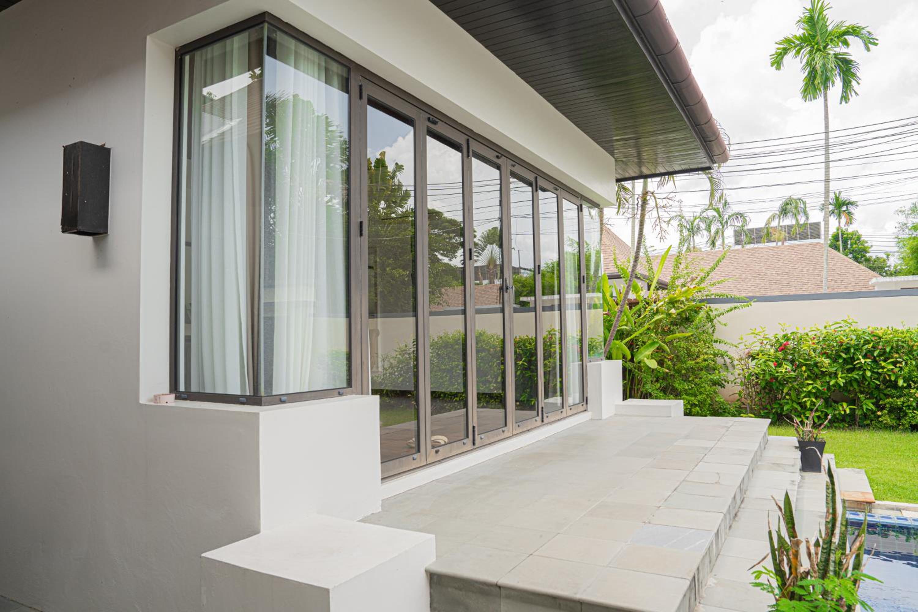 Rawai - Luxury 2 bedroom Private Pool Villa