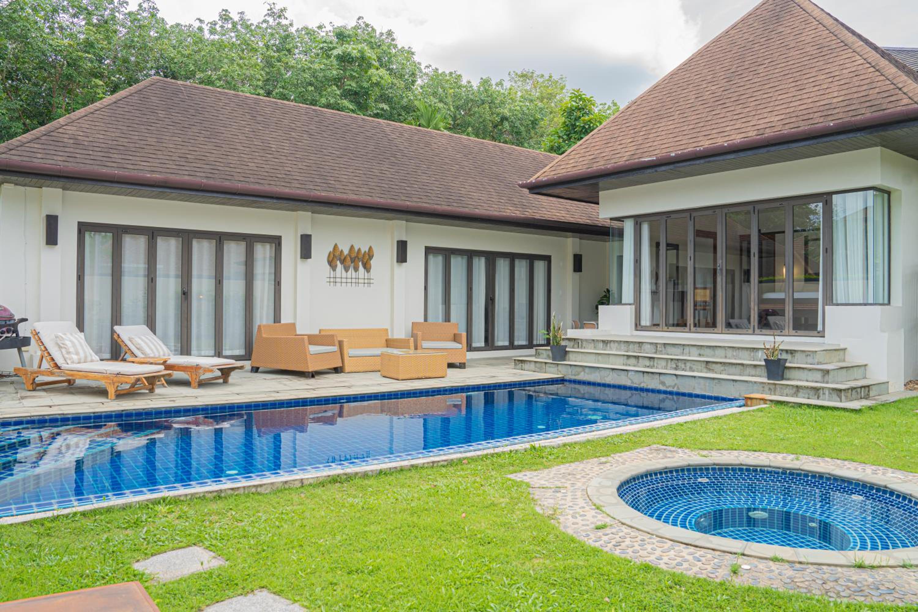 Rawai - Luxury 2 bedroom Private Pool Villa