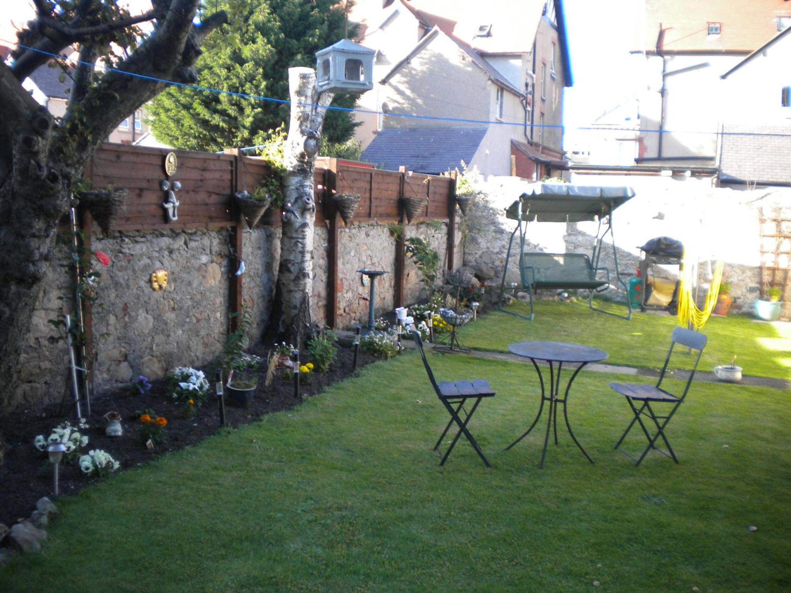 Glenavon Guest House
