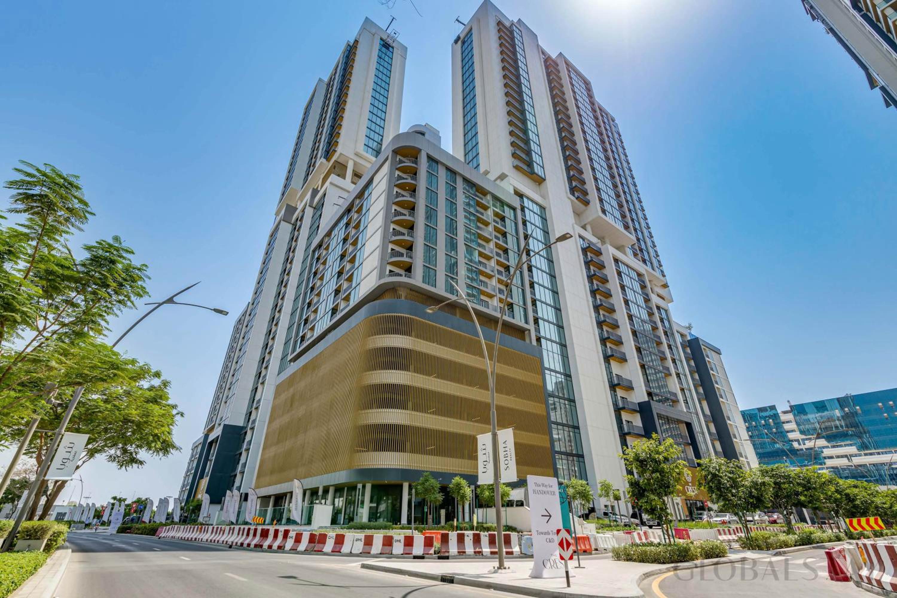 GlobalStay The Crest Tower C Apartments Dubai