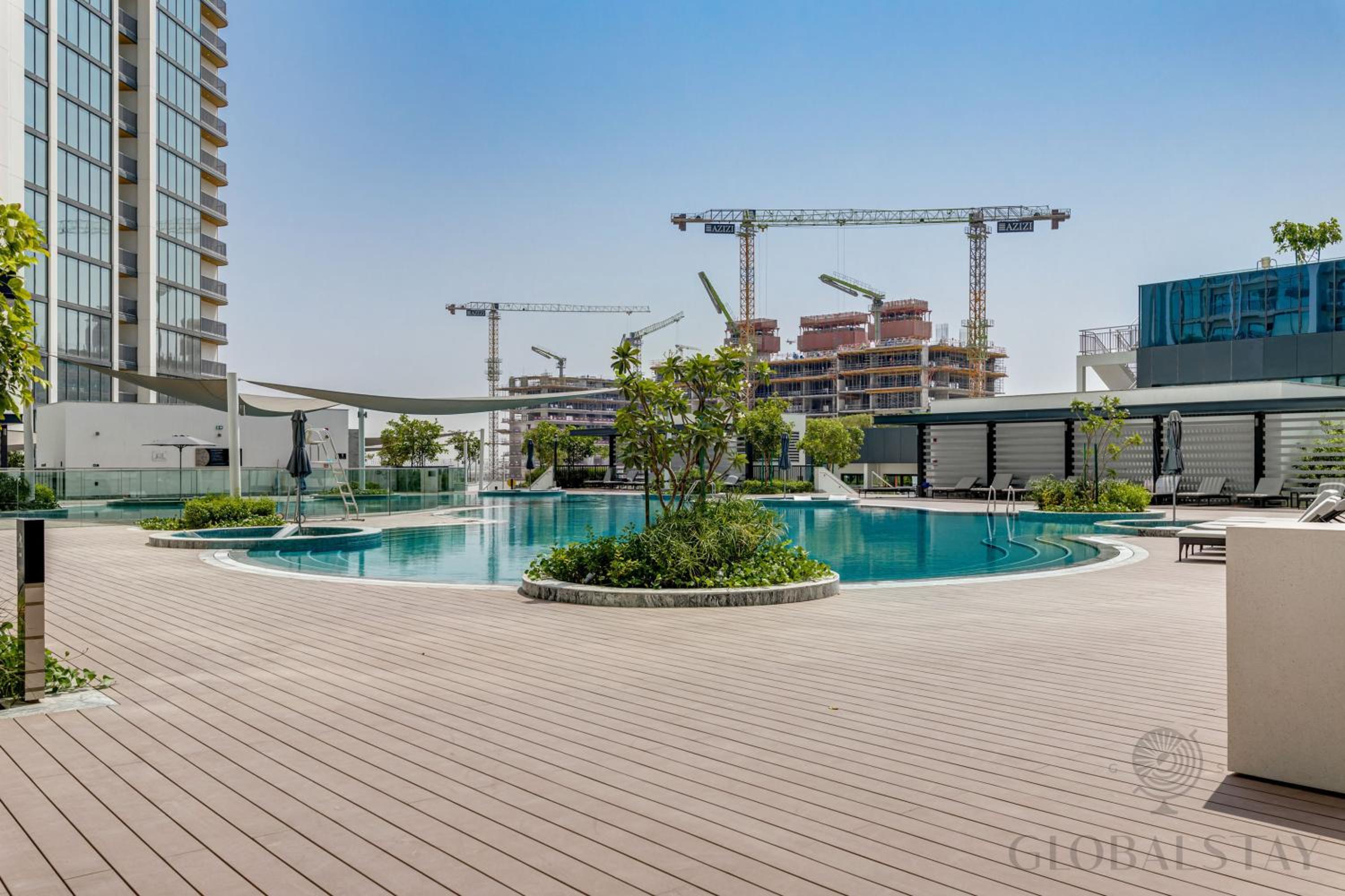 GlobalStay The Crest Tower C Apartments Dubai