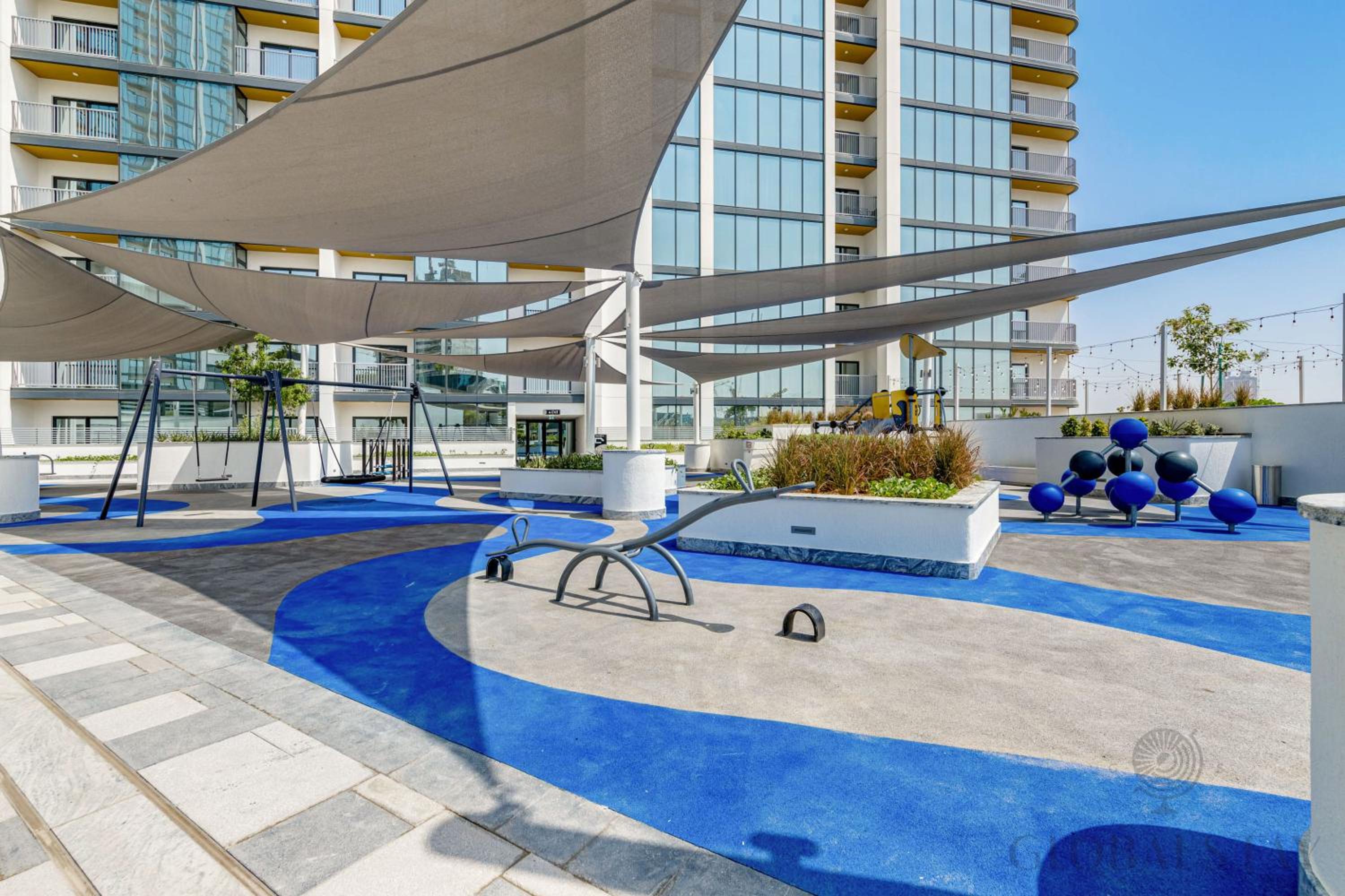 GlobalStay The Crest Tower C Apartments Dubai