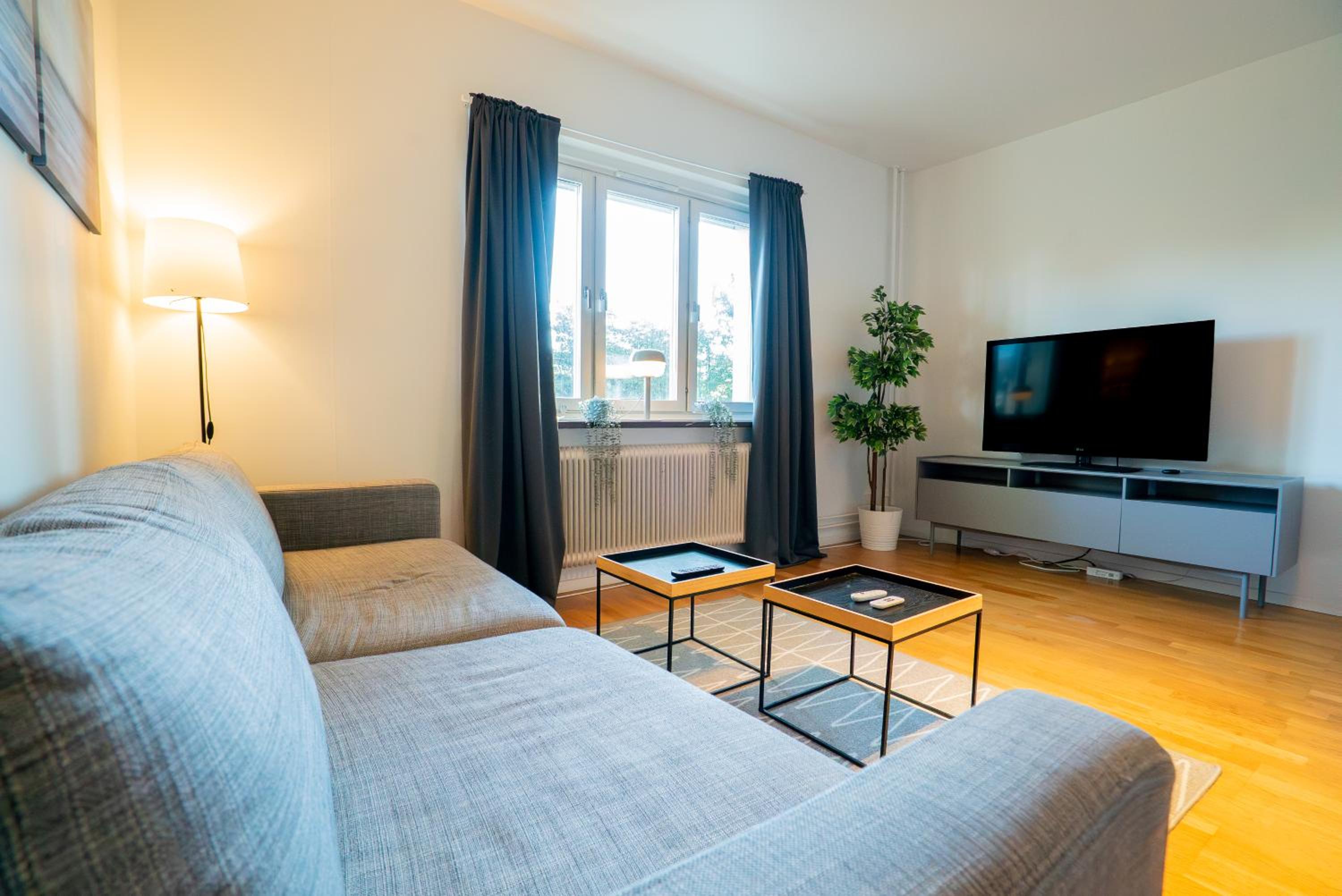 Welcoming Studio Near Cafés, City & Tram Lines