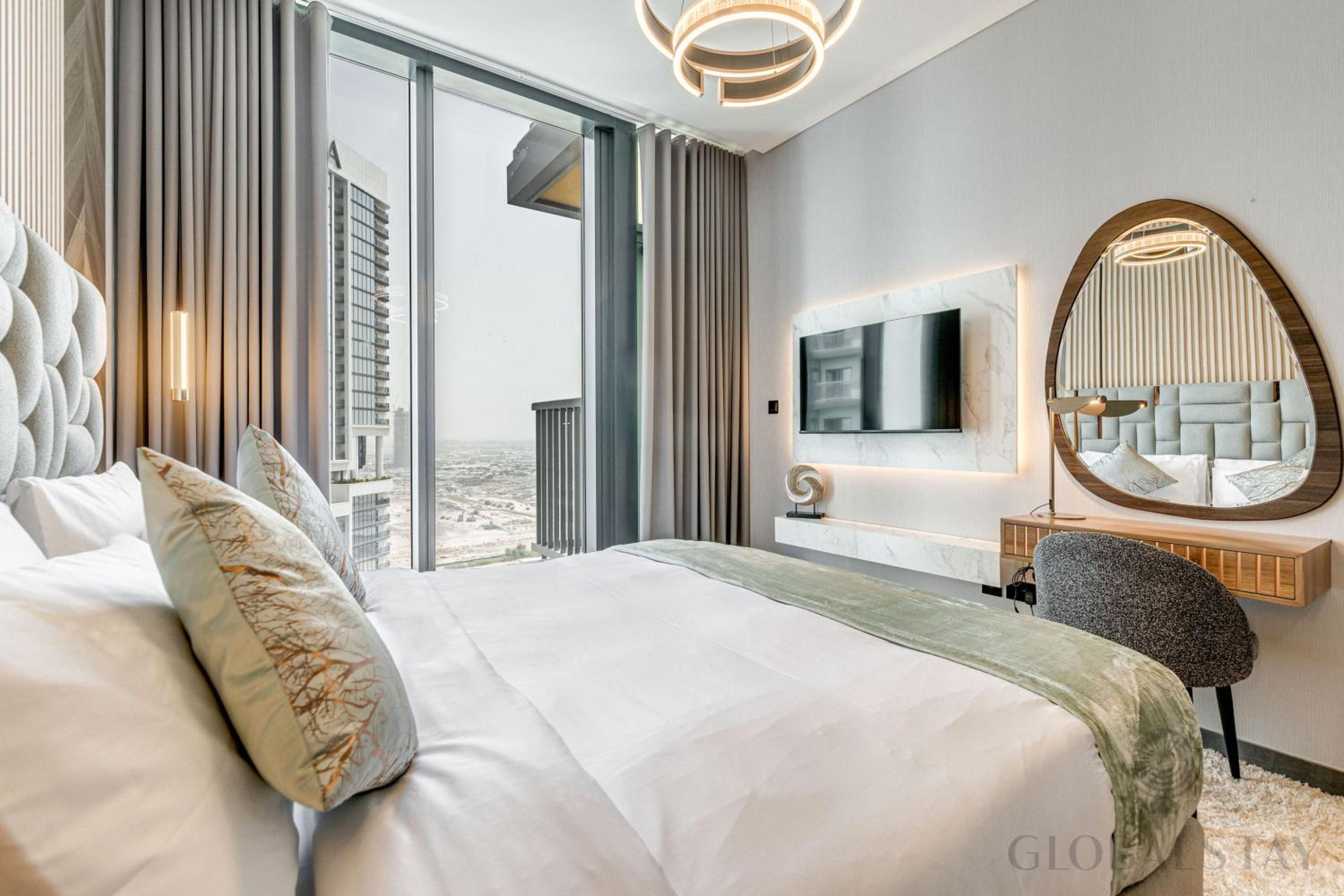 GlobalStay The Crest Tower C Apartments Dubai