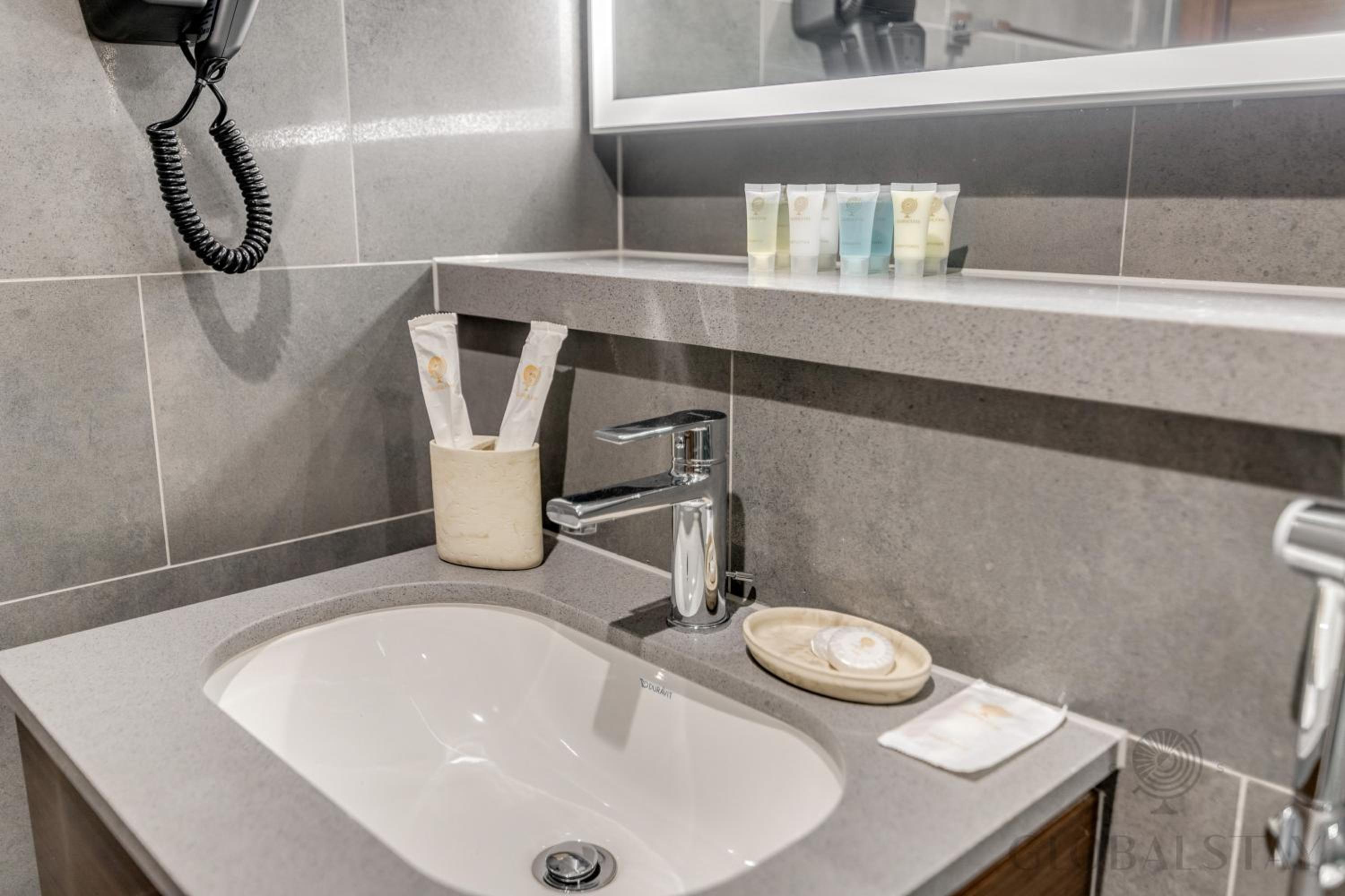 GlobalStay The Crest Tower C Apartments Dubai