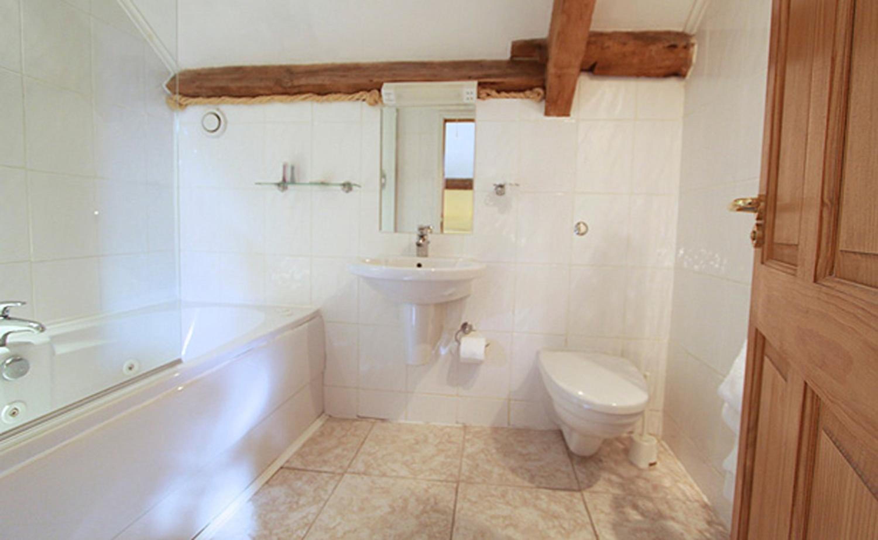 Haltwhistle Vacations - Centre Of Britain Hotel - Property Image 44