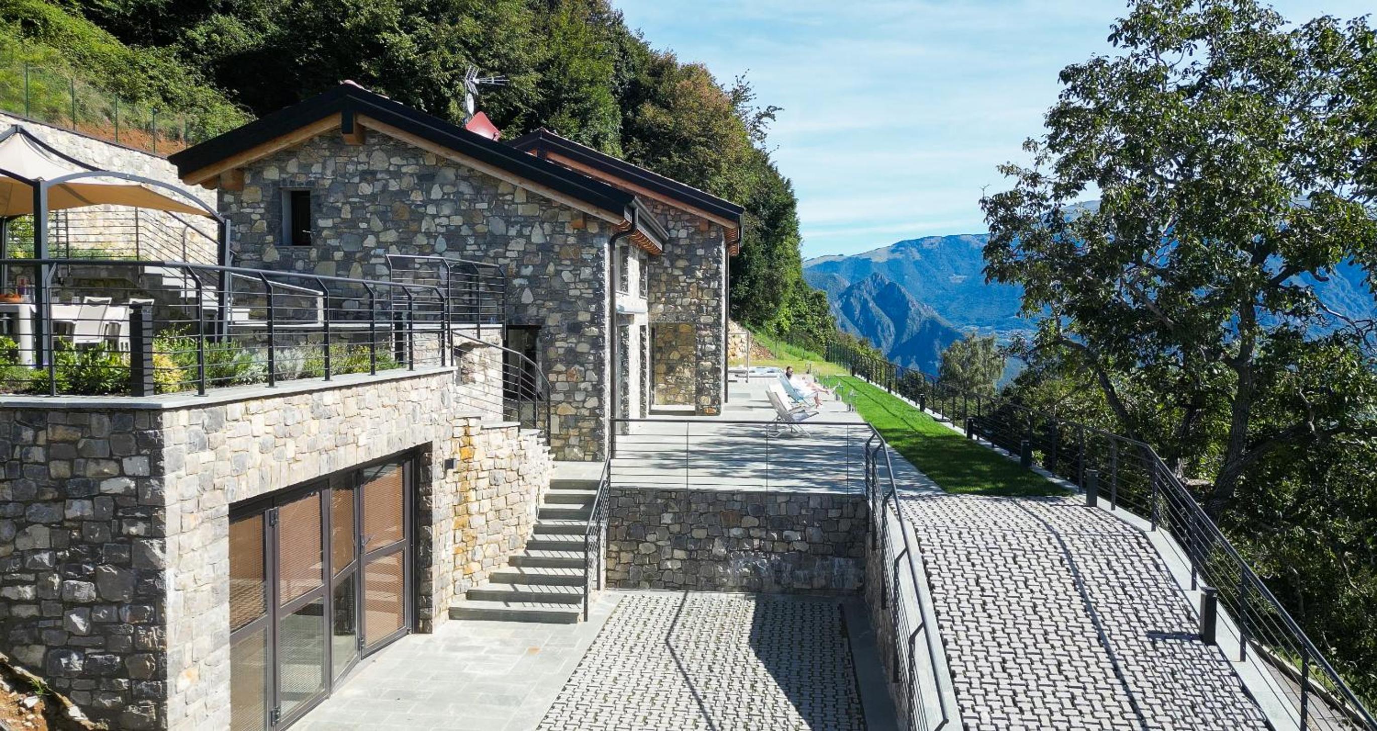 Love Italy Homes - Villa Sebino Relais