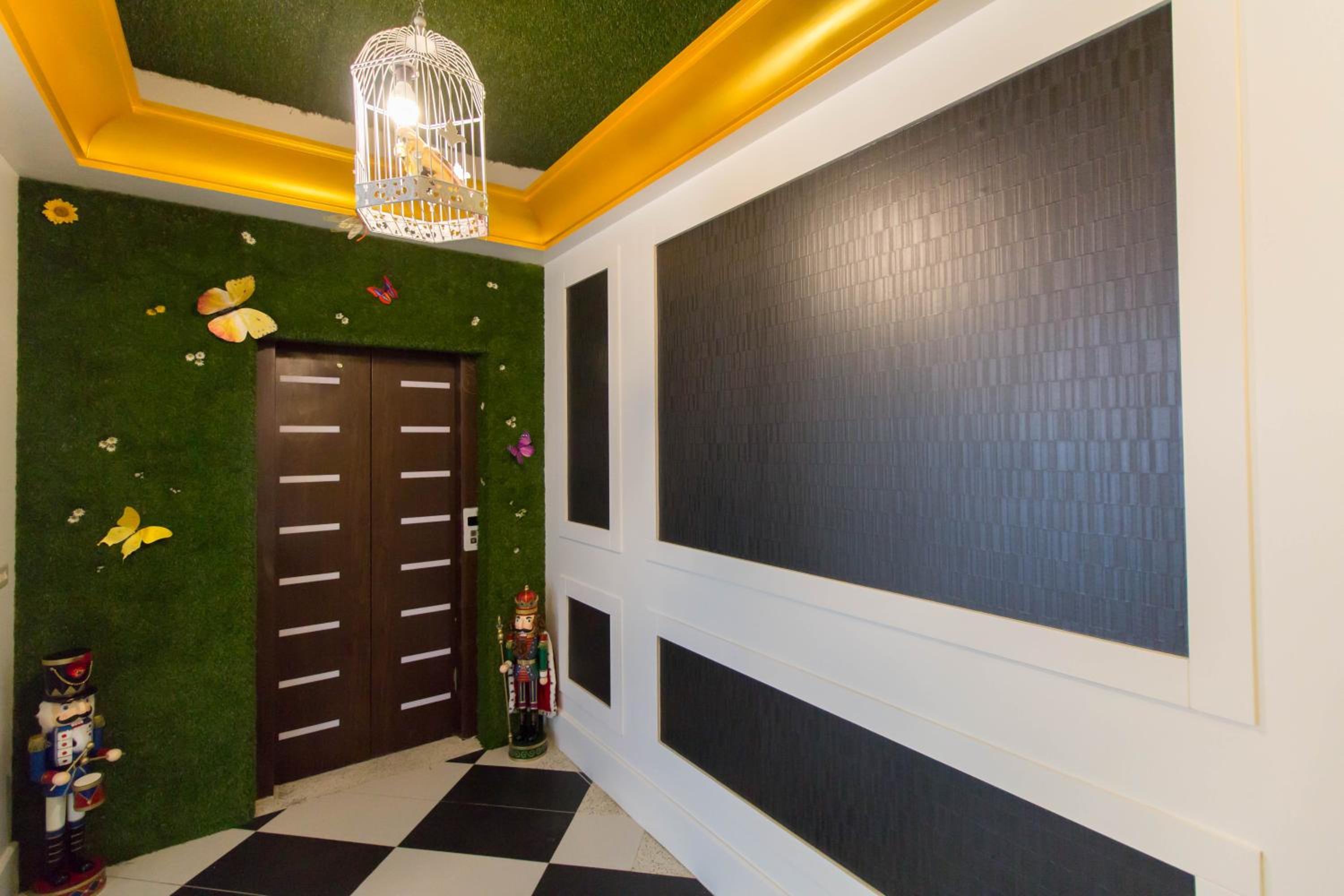 Alice Wonderland B&B