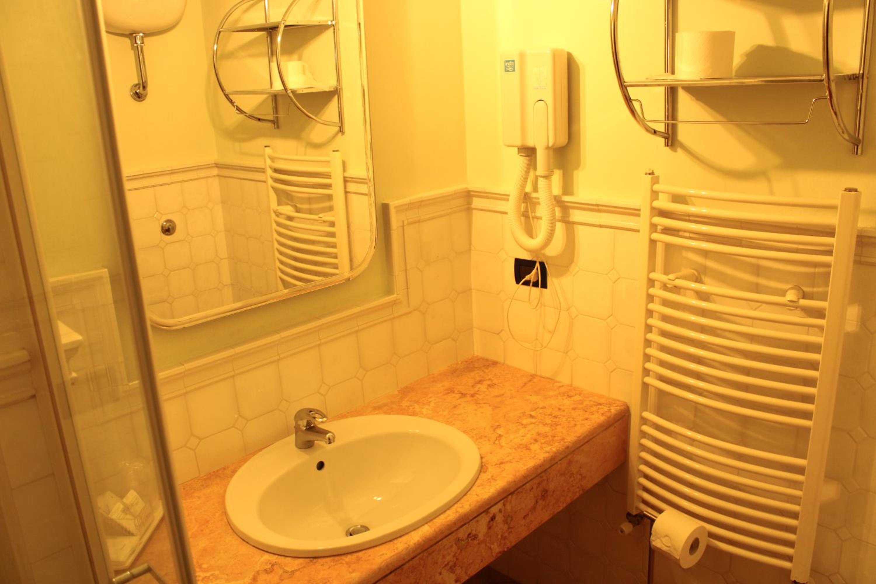Hotel L'AQUILA 99