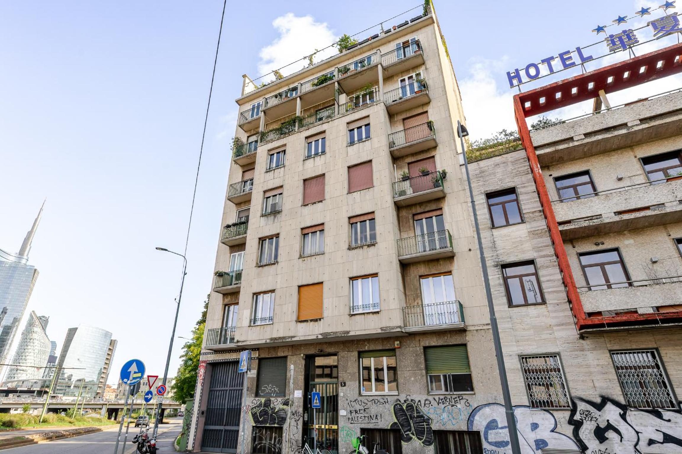 One bedroom apartment in the heart of Milan