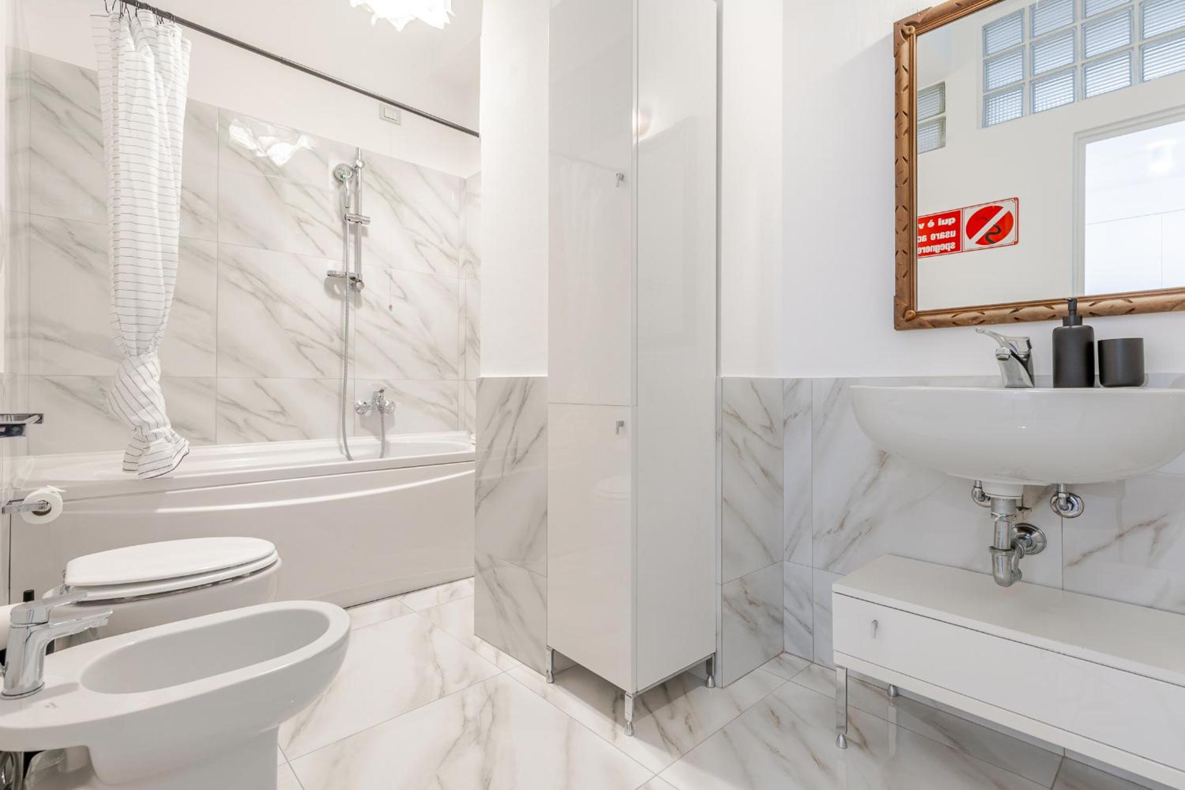 One bedroom apartment in the heart of Milan