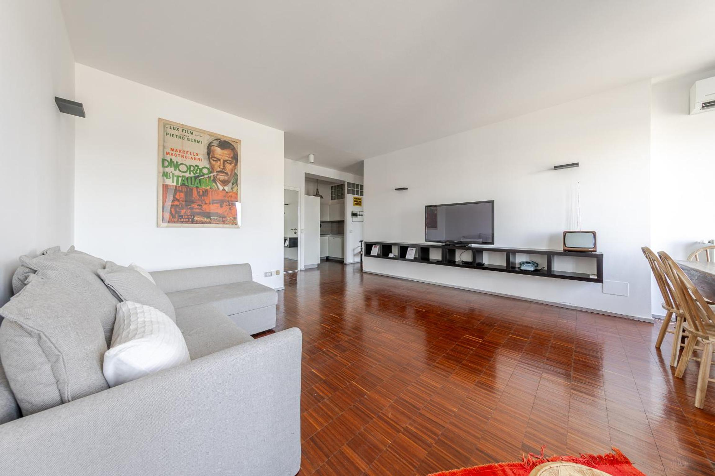 One bedroom apartment in the heart of Milan