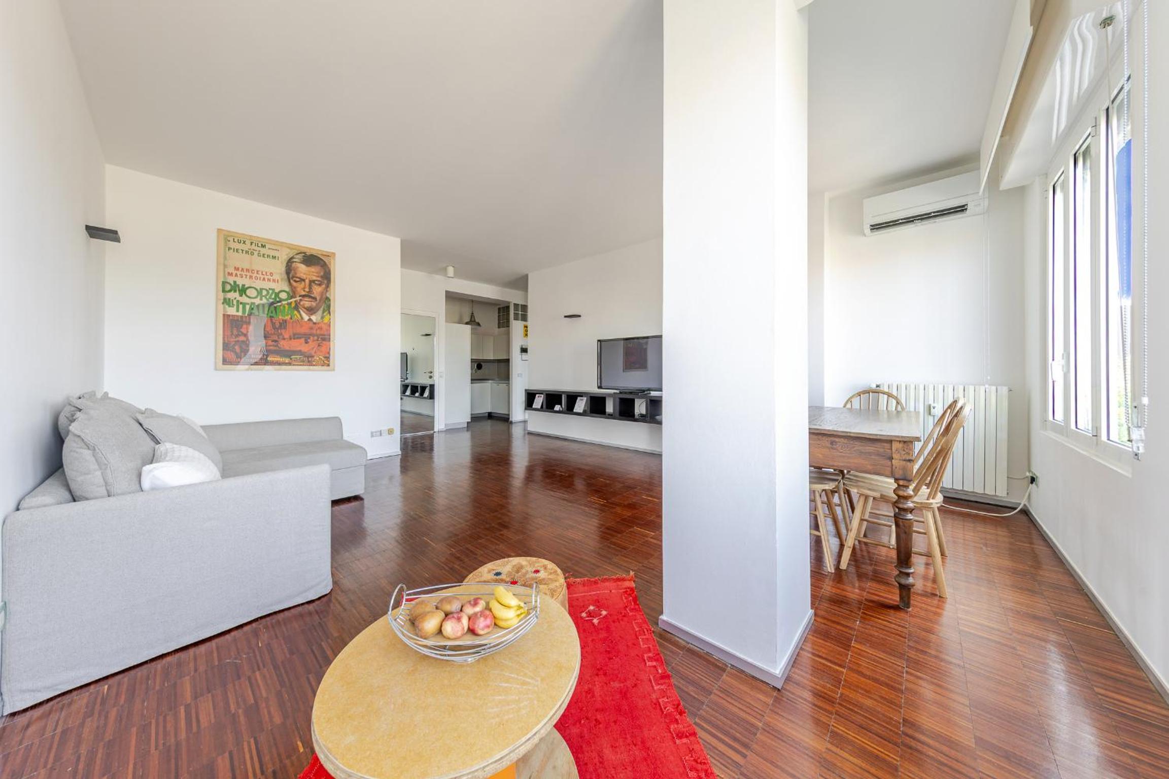 One bedroom apartment in the heart of Milan
