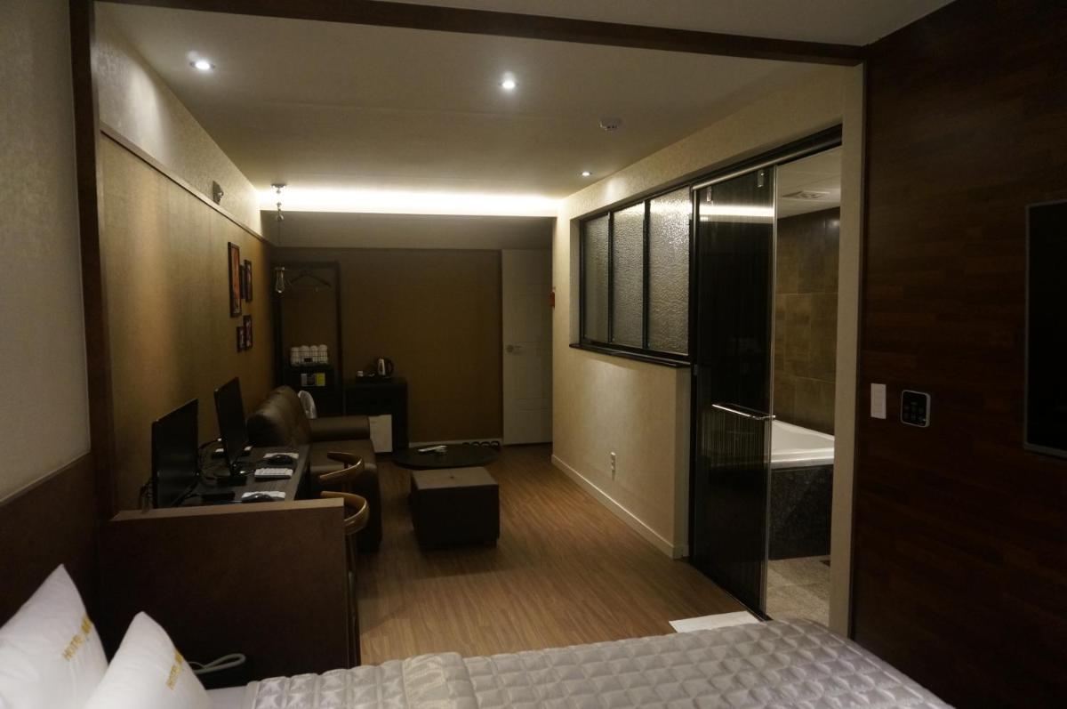 MU Hotel