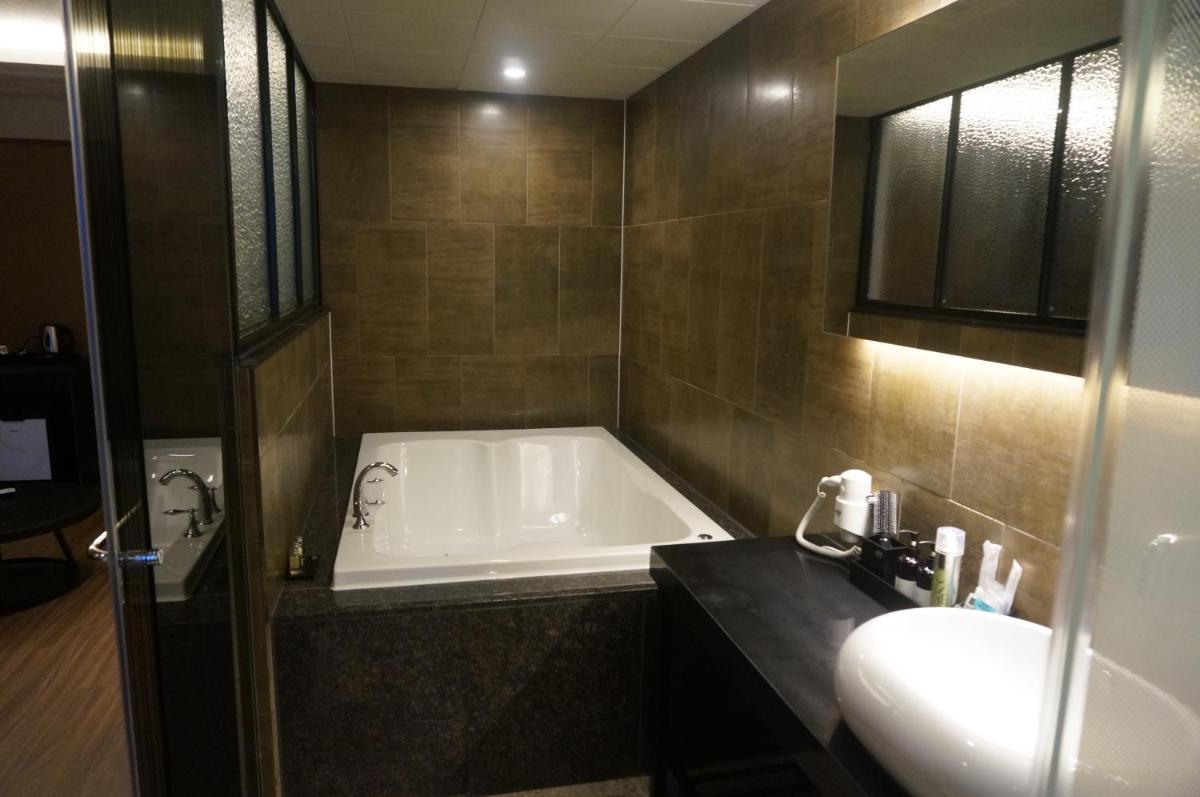 MU Hotel