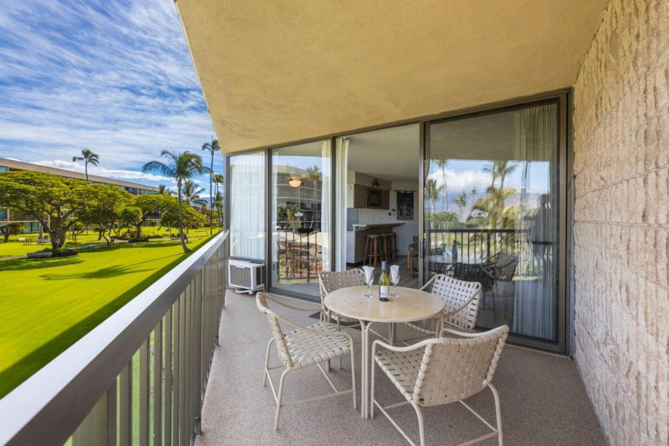 Oceanfront Paradise Maui Sunset 2BR2BA Condo