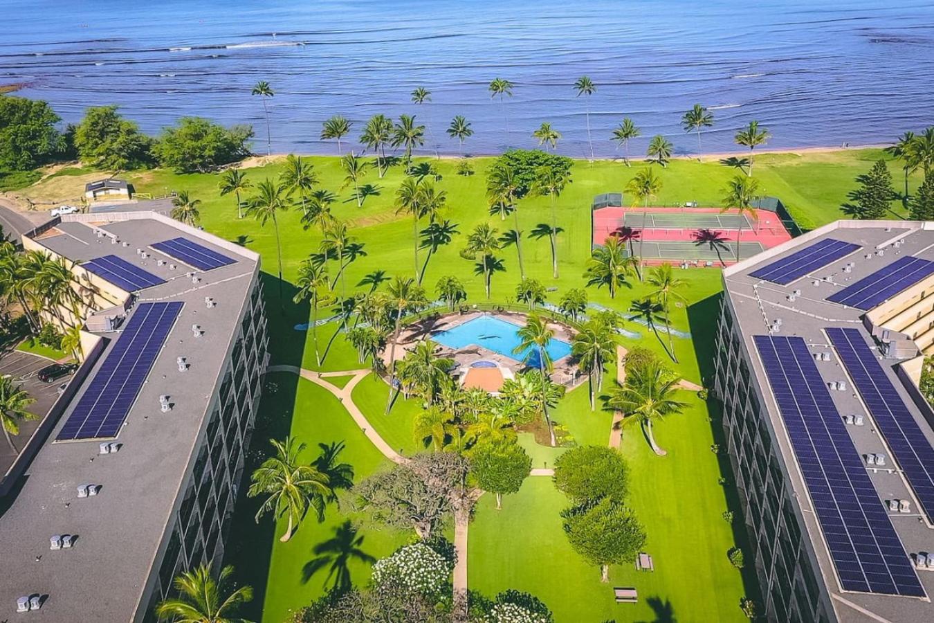 Oceanfront Paradise Maui Sunset 2BR2BA Condo